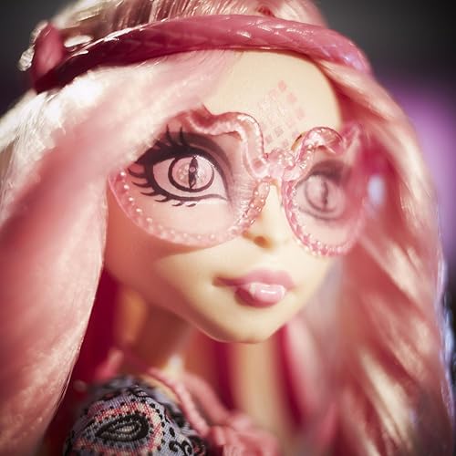 Miniatura 3 de Muñeca de Monster High Frights camera action Viperine Gorgon discontinuada por el fabricante