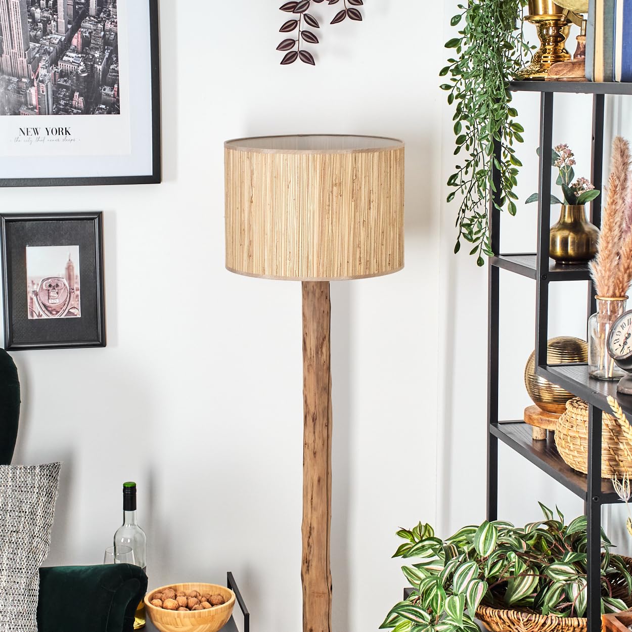 HOFSTEIN Stehleuchte Bongal, Stehlampe aus Holz/Metall im skandinavischen Design, Boho-Style, Schirm aus Seegras, Ø 40 cm, E27, 148 cm, mit Fußschalter - Wohnzimmer, Schlafzimmer, Esszimmer, Flur