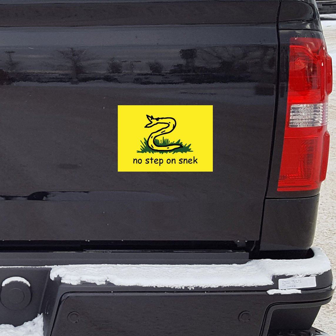 No Step on Snek Decal (7 Inch - Truck Size)