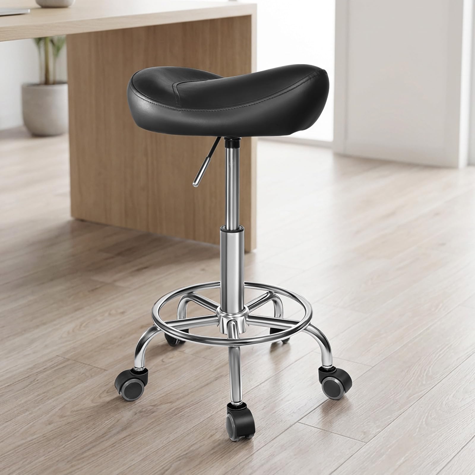 Sattelstuhl Ergonomisch- Sattelhocker mit Rollen (Leise, 360°), Höhenverstellbar 48-57 cm, Hochdichter Schaum, Bis 150 kg, Metallfuß - Bequemer Sattelhocker für Büro, Salon, Massage, Zuhause