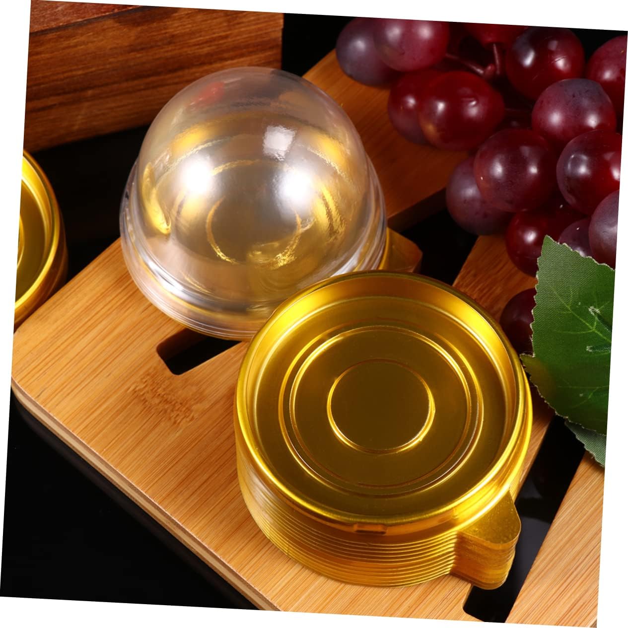 100Pcs Round Plastic Egg Yolk Crisp Packing Box with Golden Tray Dome Cupcake Containers for Baking and Dessert Display for Individual Serving