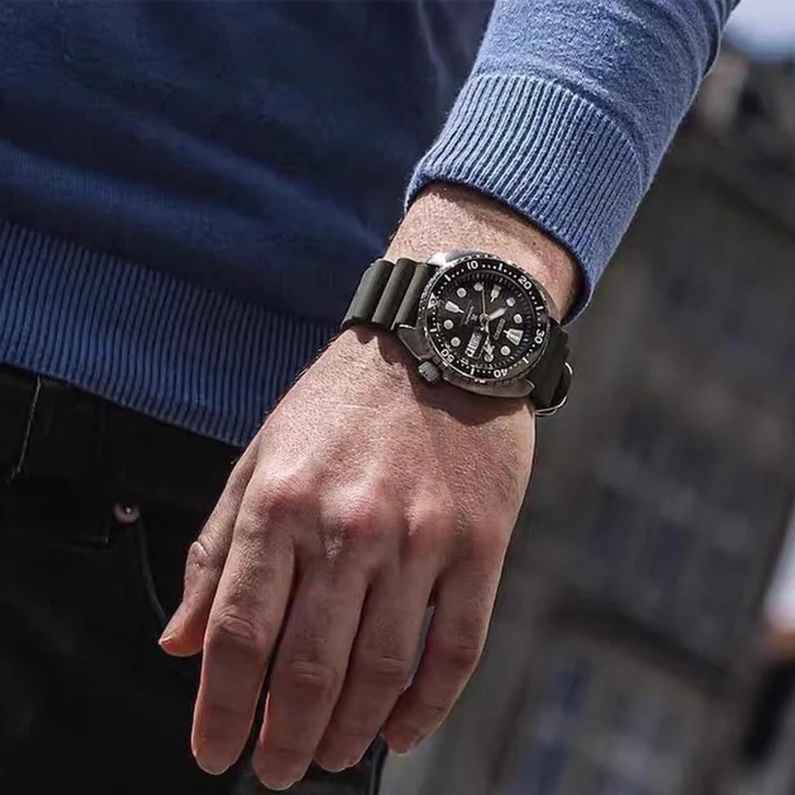 Bracelet de Montre FKM Caoutchouc Fluoré Libération Rapide Ventilé Durable Fluorocarbone Bande de Remplacement 18mm 20mm 22mm 24mm pour Montres de plongée Homme & Femme
