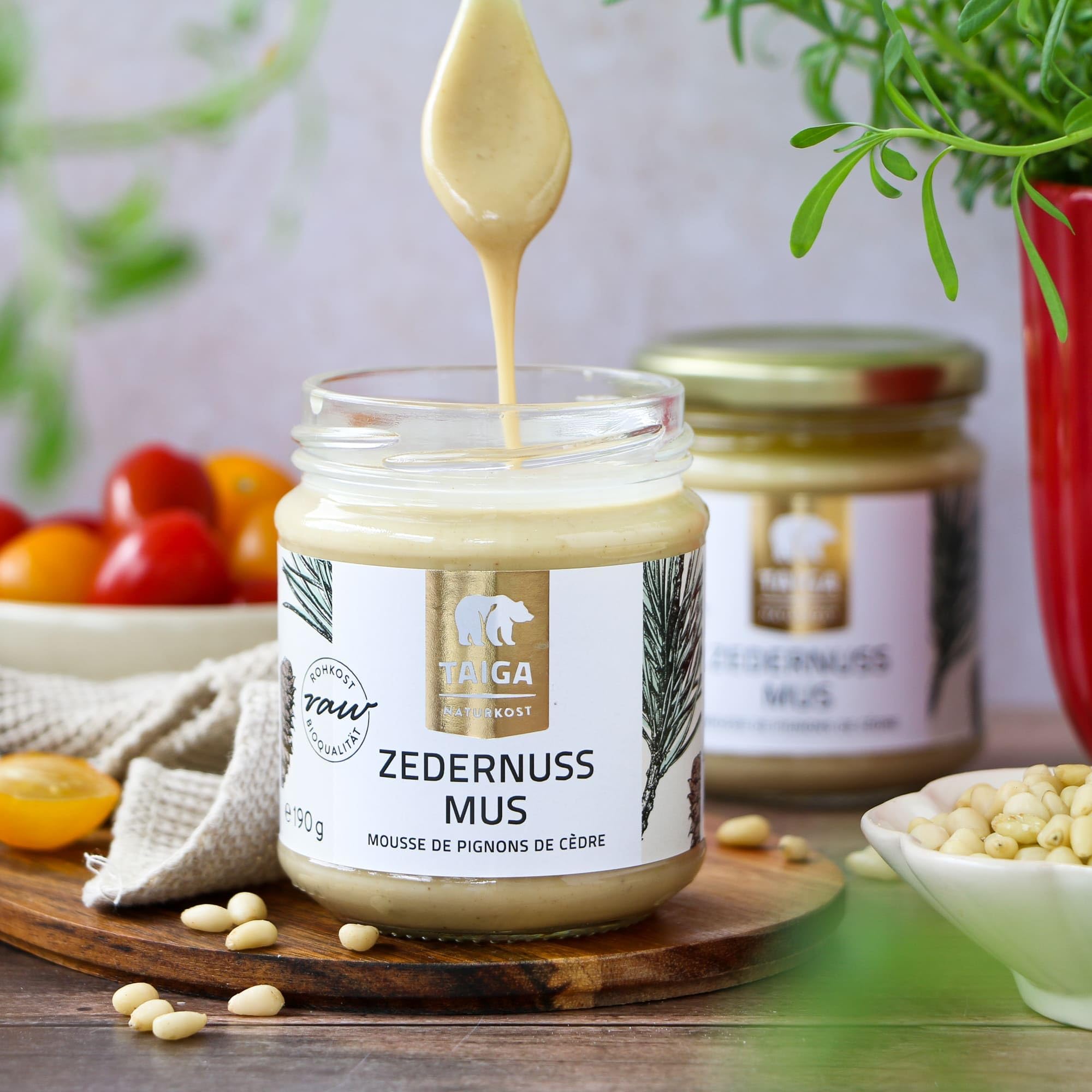 TAIGA - TROIKA - SET - Zedernüsse 1000g + Zedernussmus + Zedernussöl