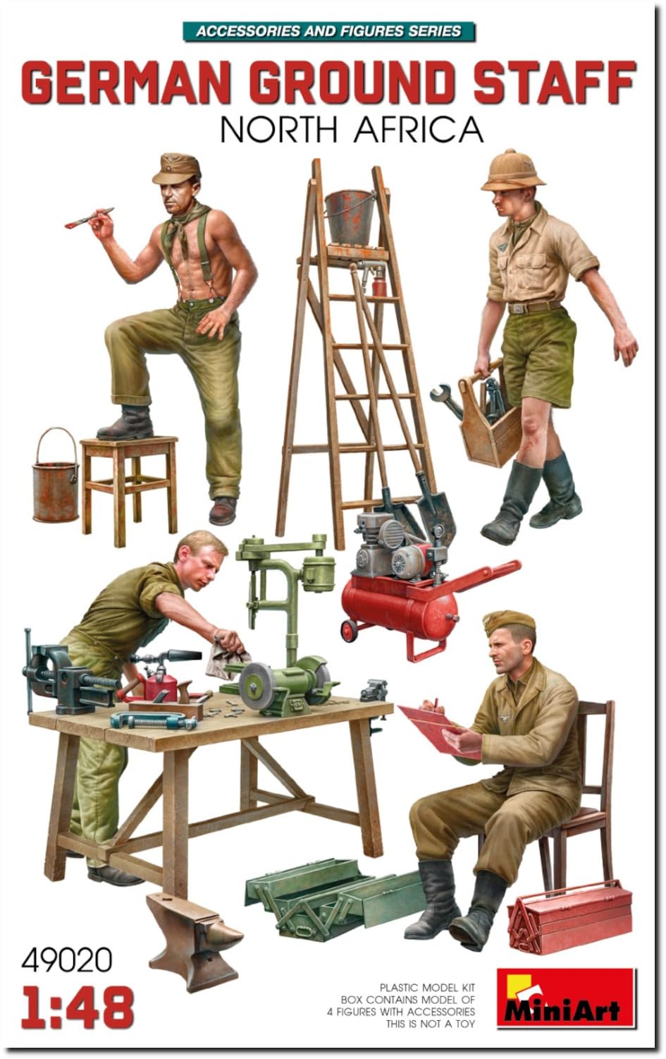Miniart 1:48 - German Ground Staff w/Accessories, N.Africa, Molded Color