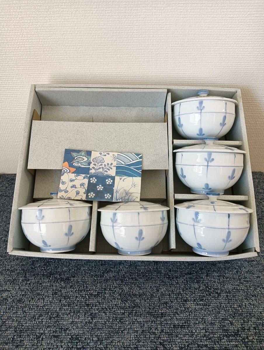 有田焼の青い花模様の湯飲み5個セット V