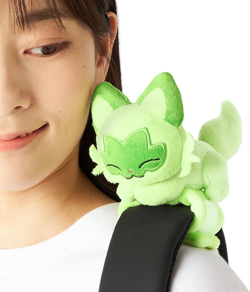 Amazon.co.jp: ポケモンセンターオリジナル 肩のせぬいぐるみ ニャオハ Amazon.co.jp: ポケモンセンターオリジナル 肩のせぬいぐるみ ニャオハ