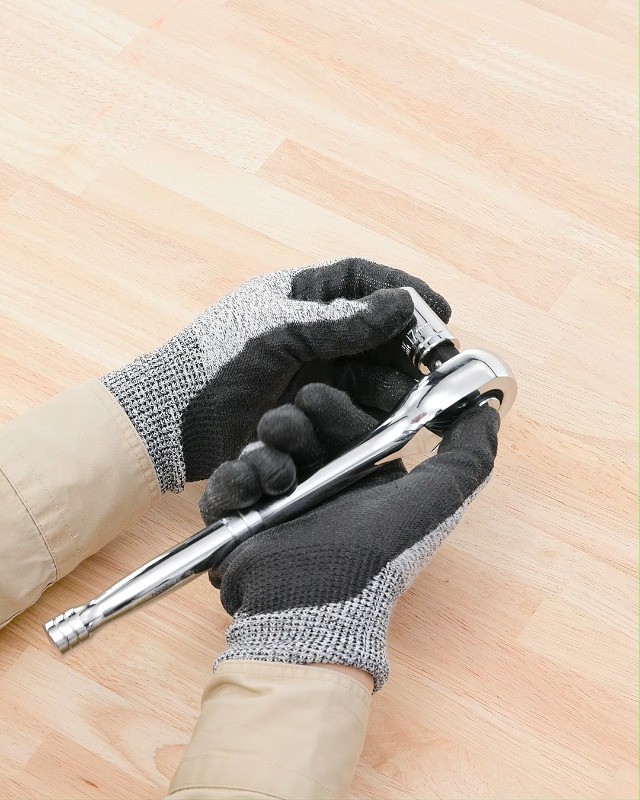 Amazon | Amazonベーシック メカニックソケットツールキットセット