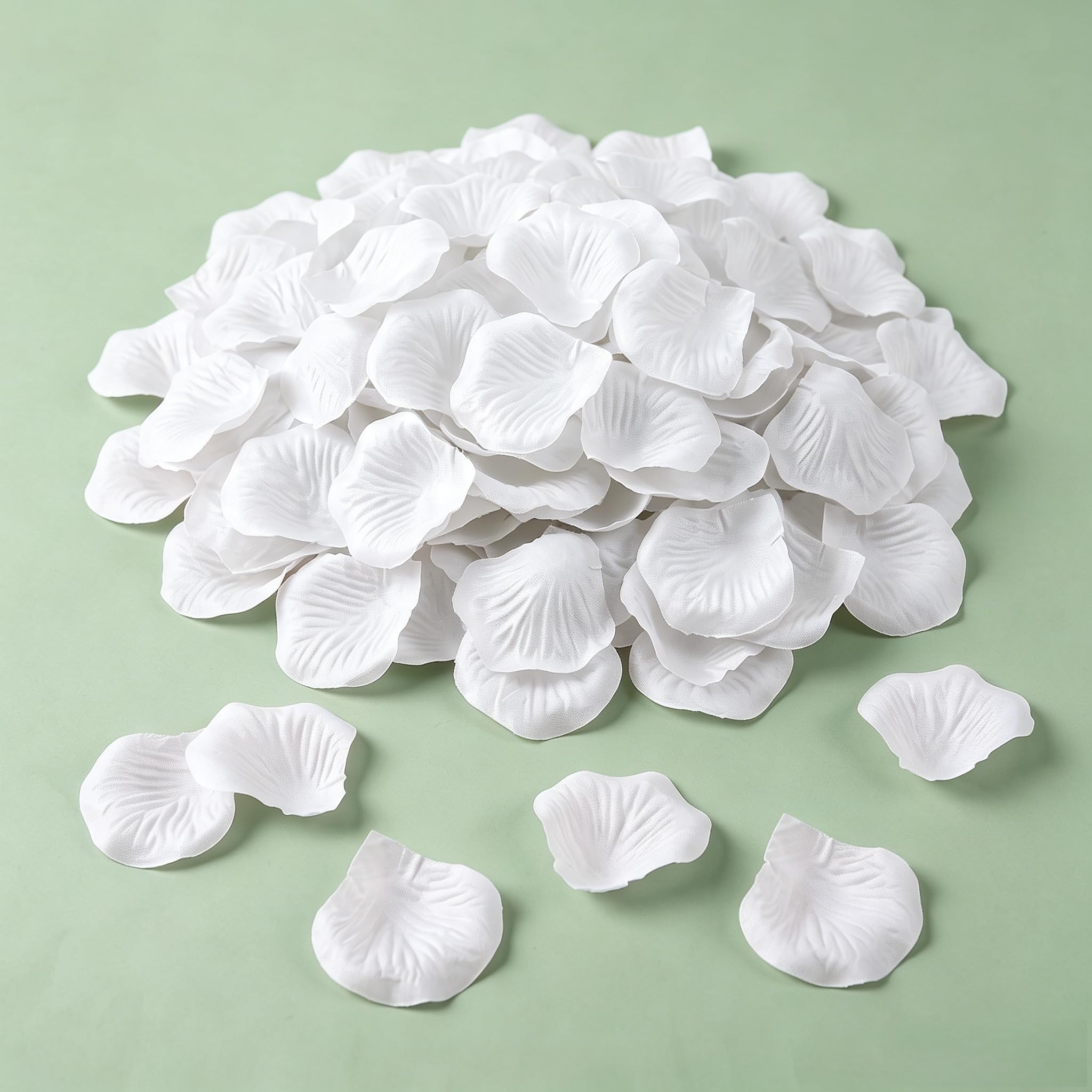 Ertzinla 3000Pcs White Artificial Rose Petals, Non-Woven Realistic Fake Petals for Wedding Valentine's Day Romantic Decor (3000, White)