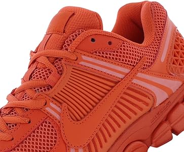 Amazon.com | Nike Zoom Vomero 5 Men's Shoes (HF5493-800, Cosmic