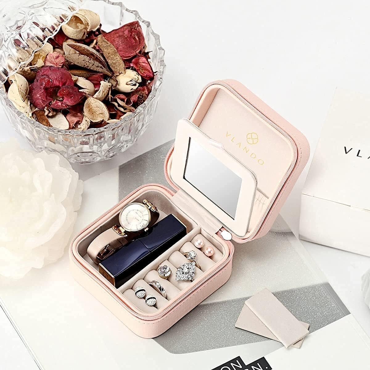 Chtom 収納ボックススモールフェイクレザートラベルジュエリーボックスオーガナイザーディスプレイリングイヤリング用ネックレスブレス 【空】