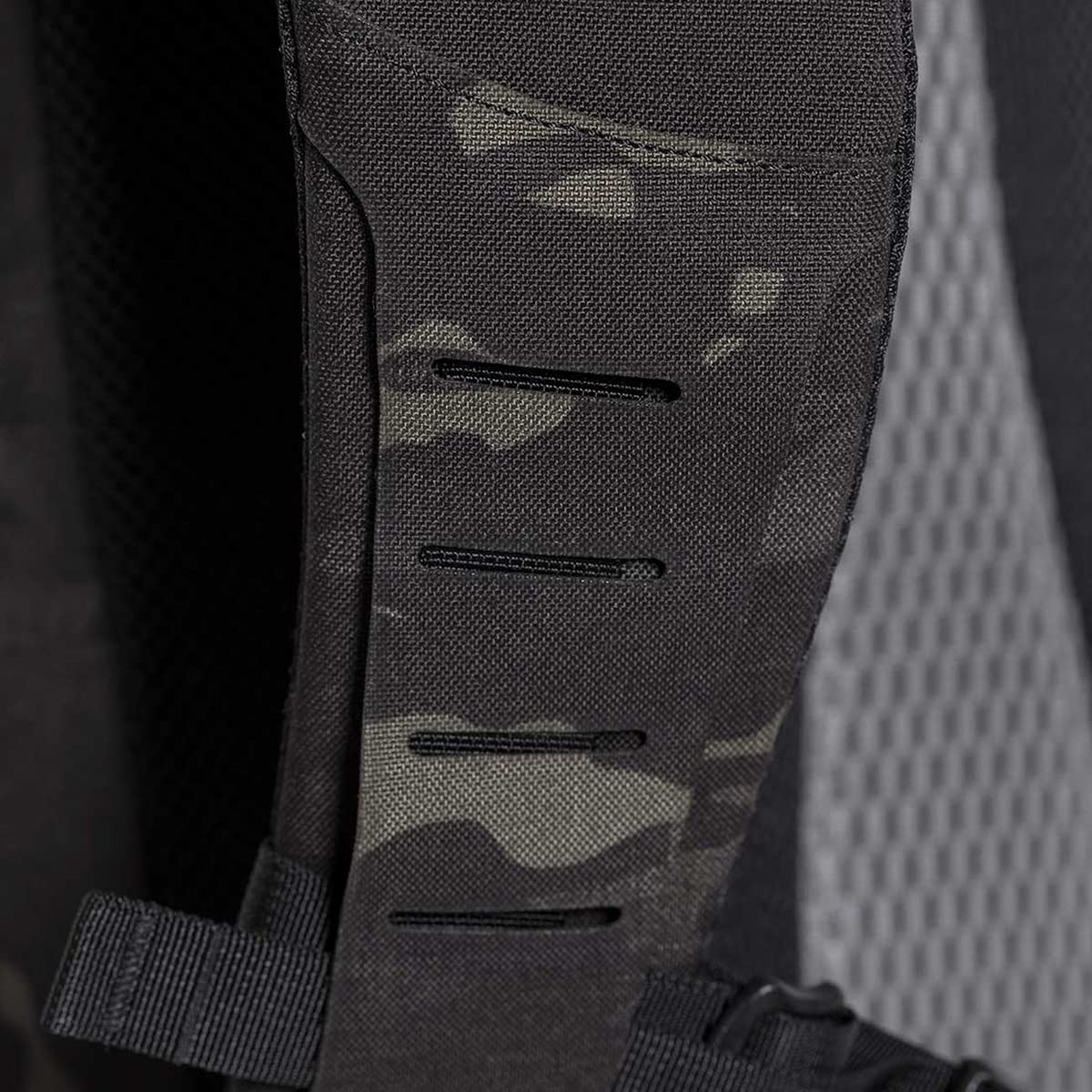 Tasmanian Tiger TT Urban Tac Pack plecak dzienny, 22 l, lekki plecak na uniwersytet, do pracy, uprawiania sportu lub szkoły, z odpinanym paskiem biodrowym i paskiem na piersi, kompatybilny z Molle