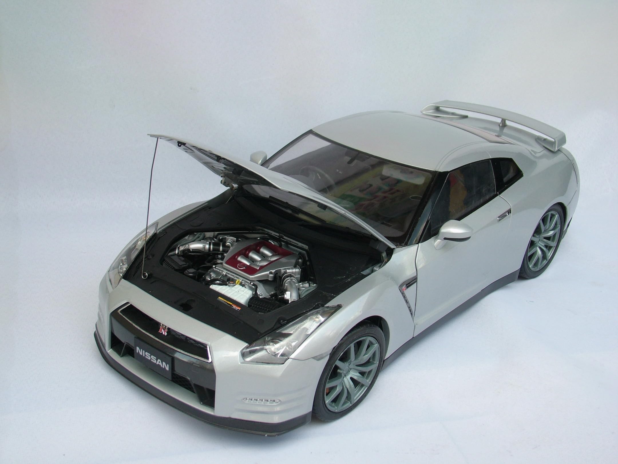 NISSAN GT-R R35 1/8スケール プラモデル IXO Collections 1:8 IXO Nissan GT-R – Maqueta de construcción