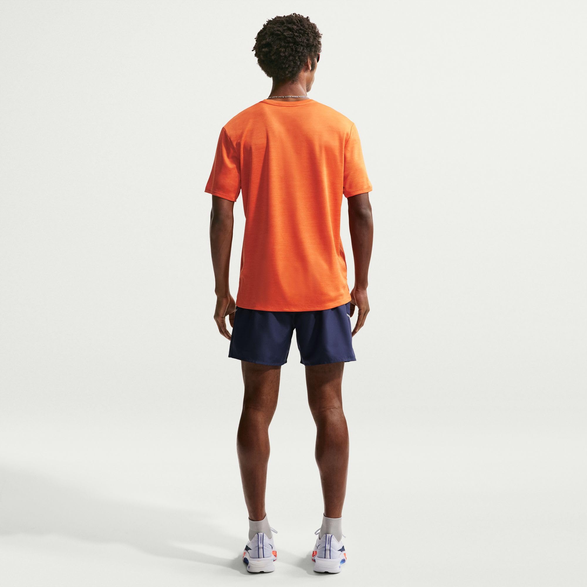 Nike Nike Miler Dri-Fit Kurzarm-laufoberteil für Herren Maglia da Corsa a Maniche Corte Uomo