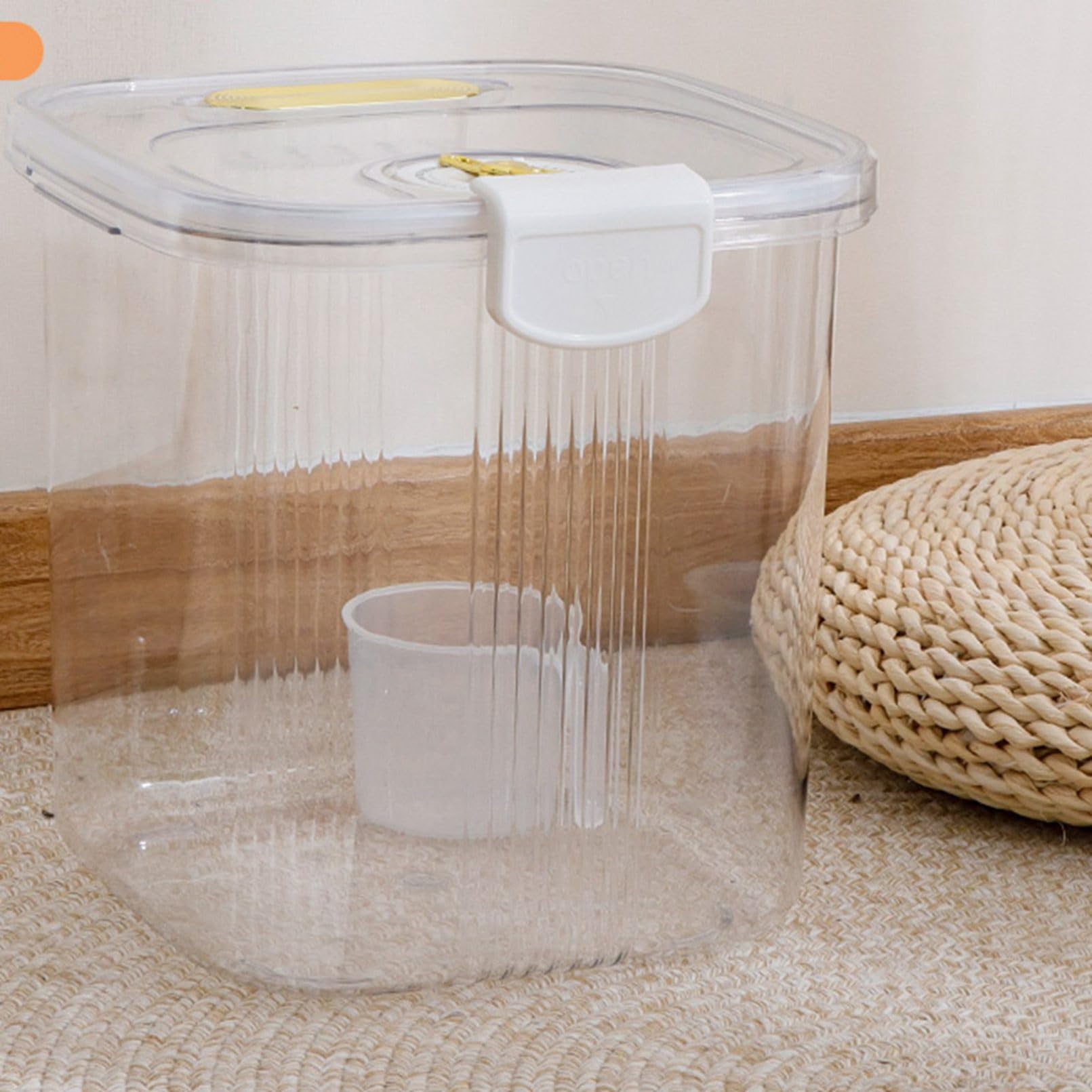 Amazon.co.jp: ペットフードストッカー 4kg用 ペットフード保存容器