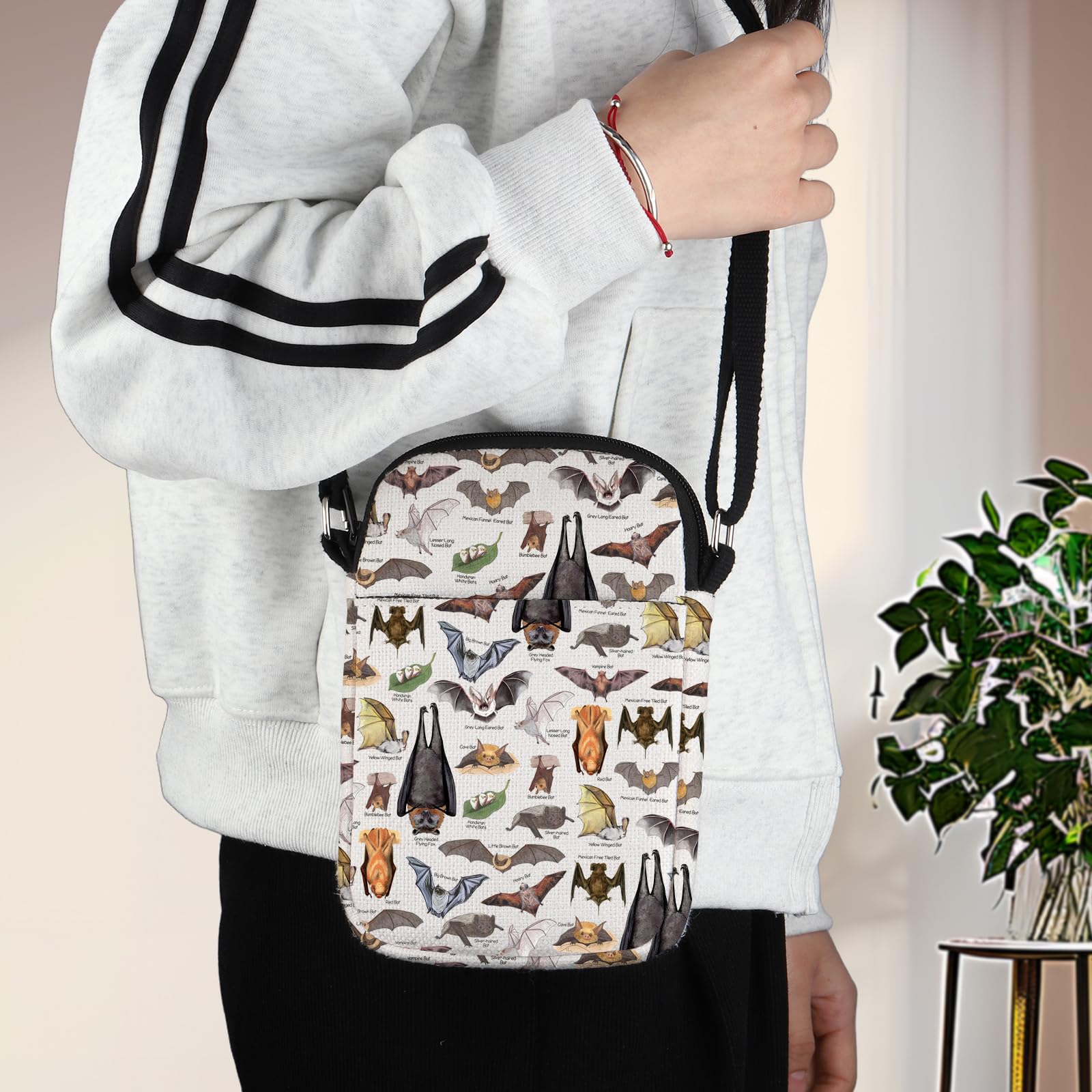 G2TUP Bat Crossbody Bag Bat Themed Gifts Bat Species Gifts Vampire Bat Gift Bat Lover Shoulder Bag