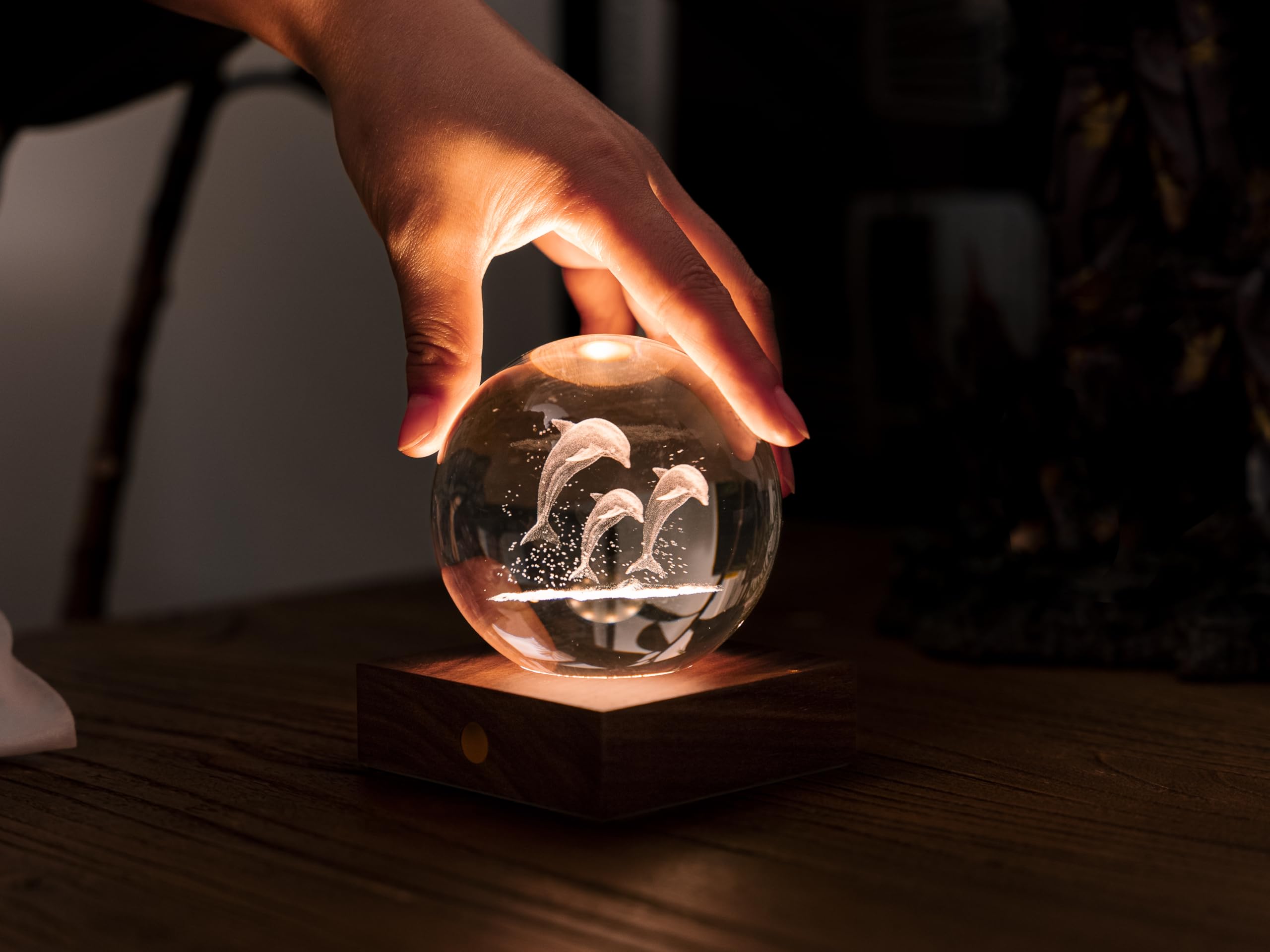 Gingko Design Amber Crystal Light - Jumping Dolphins, Moon-gray, 30 cm x 30 cm x 30 cm