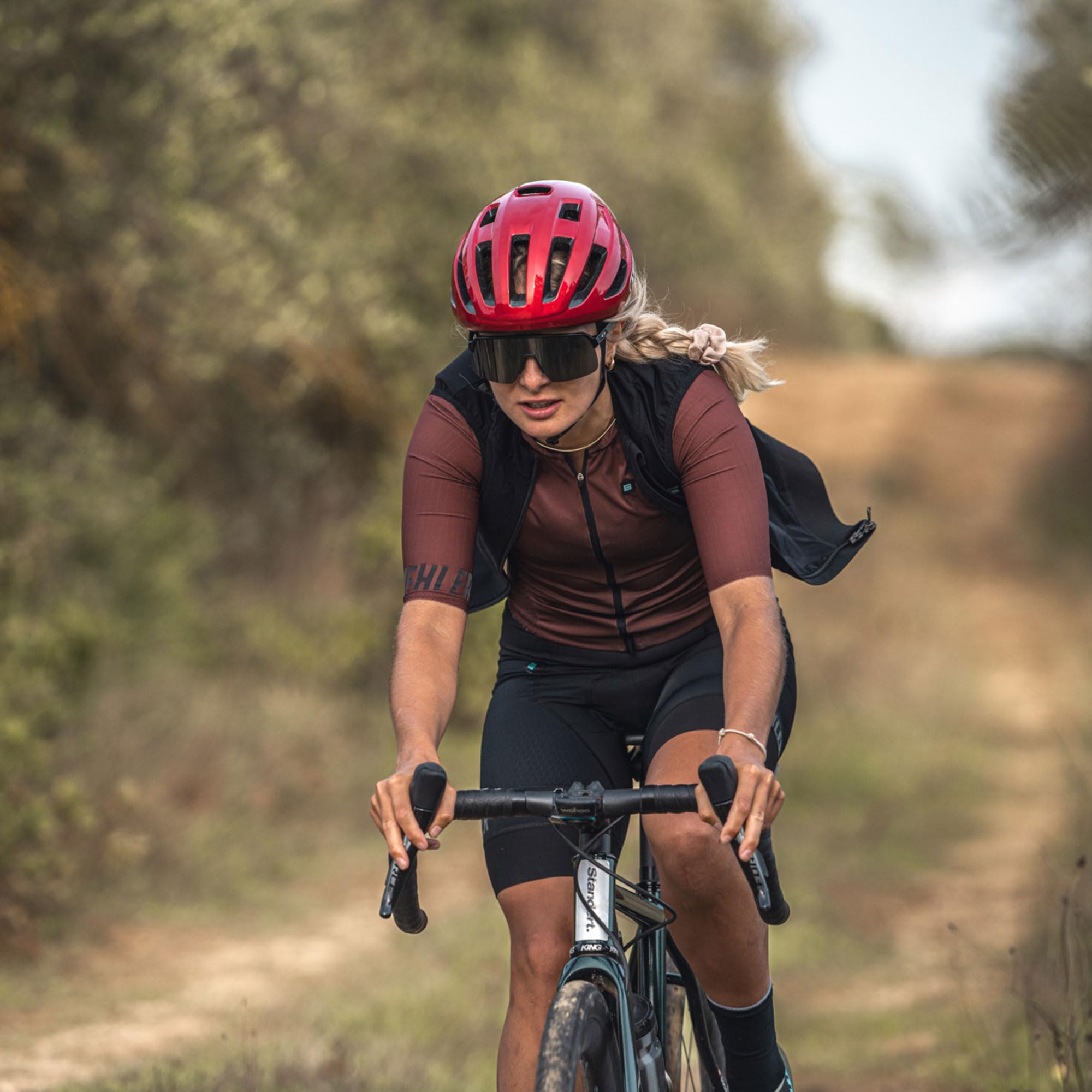 Casco de Bicicleta de Carretera ABUS PowerDome - Casco de Bicicleta Ligero con Sistema de ventilación Inteligente y Perfil aerodinámico - Made in Italy - para Hombre y Mujer