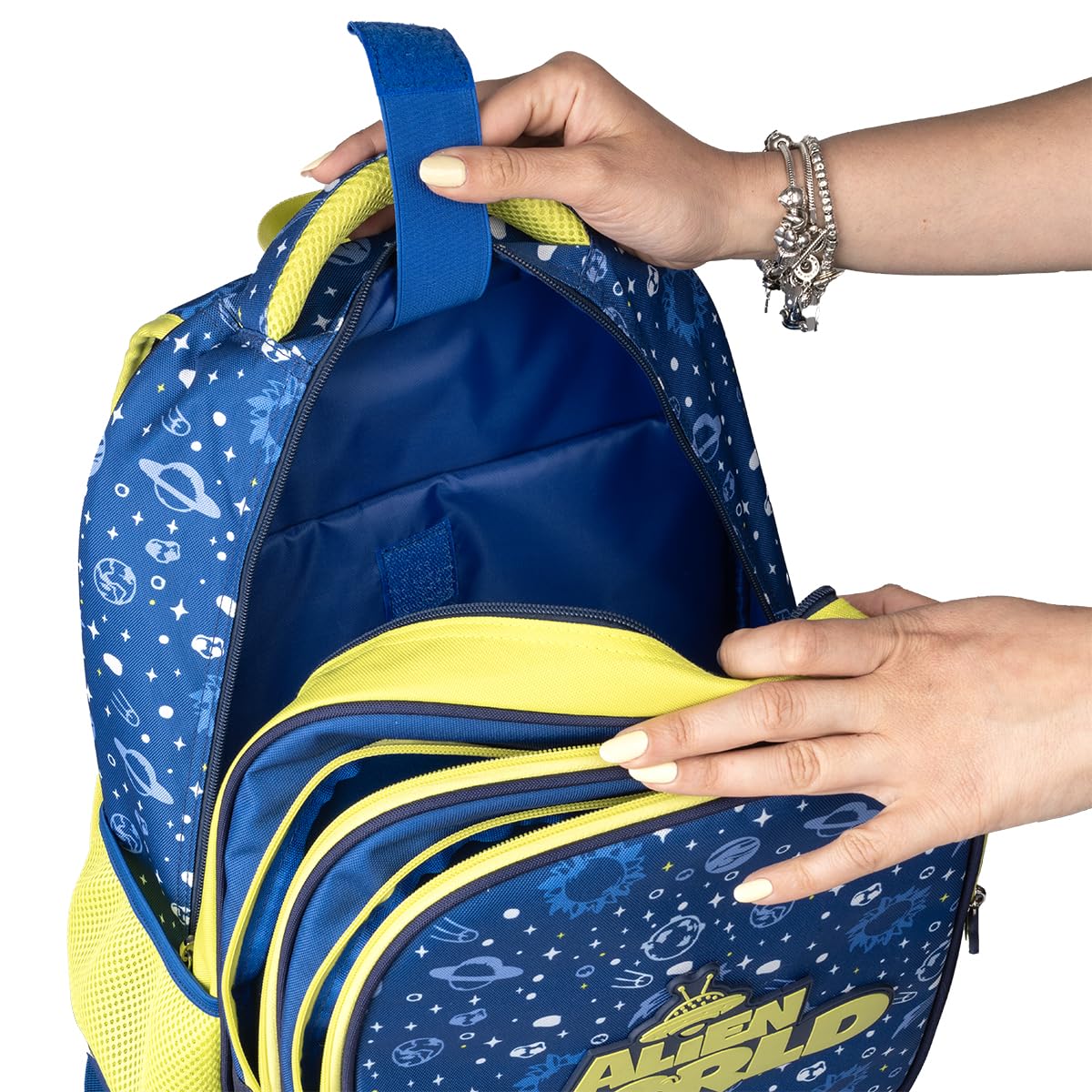 Colourbook Zaino Scuola 30L Ergonomico Multitasche Spallacci Imbottiti | Poliestere impermeabile, Schienale Ergo-Support, Tasca frontale zip, Misura 35x45x20 cm, Ragazzi elementari medie