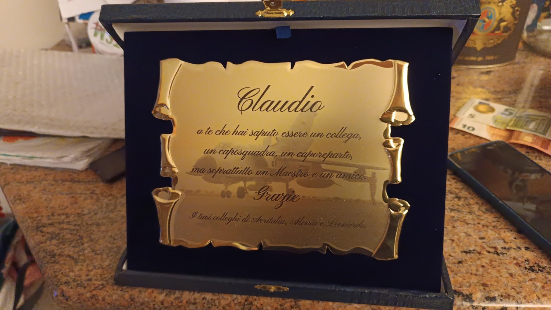 Targa Personalizzata Per Pensione - Regalo Elegante Con Pergamena Dorata E Cofanetto Blu - Foto 3