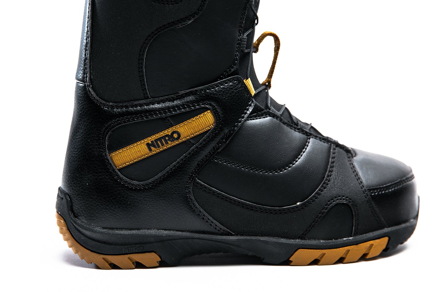 Amazon | NitroスノーボードブーツCuda TLS 5.5 | Nitro | ブーツ