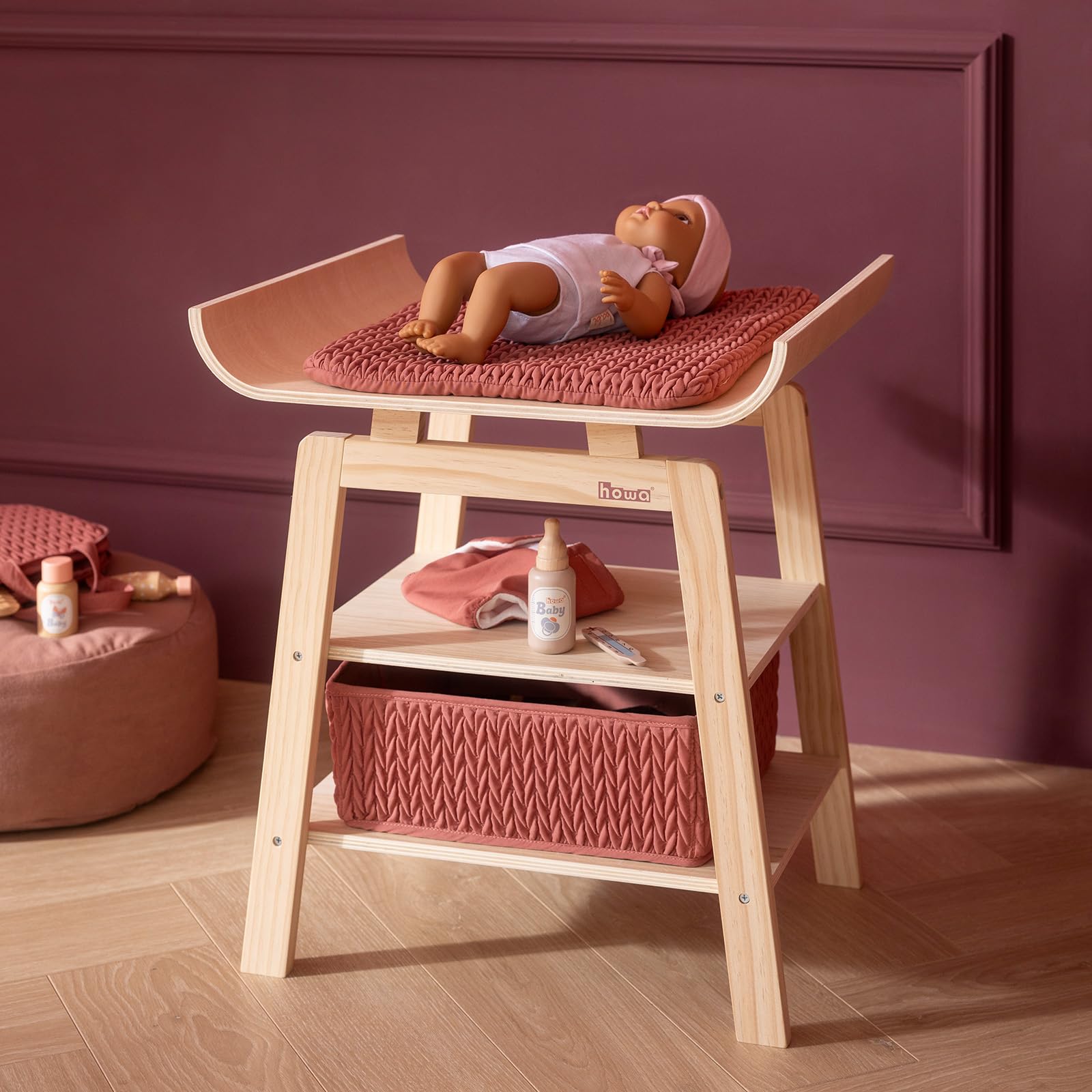 howa Puppenwickeltisch aus Holz „Grace“, Puppenwickelkommode mit Zubehör – Wickeltisch für Puppen mit Ablage, Aufbewahrungskorb & gesteppter Wickelauflage 2770