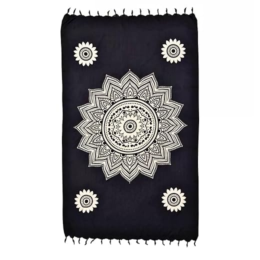 Canga de Praia Mandala, Saída de Piscina, Estampa Floral Preta e Branca com Franjas