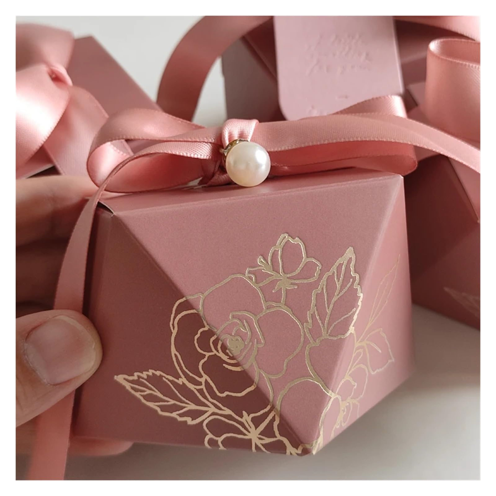 Cajas De Recuerdos De Boda Caja de regalo Cajas de papel con forma de diamante for dulces Caja de embalaje de chocolate Favores de boda for invitados Fiesta de cumpleaños(Silver,100 PCS_5.3X6X6CM)