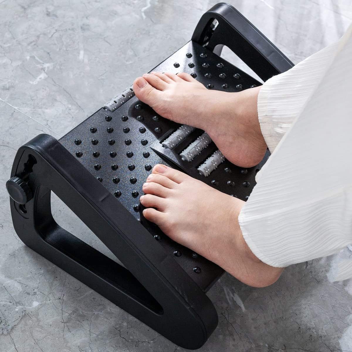Foot Rest for Under Desk at Work,Ergonomic 6 Heights Adjustable Footrest withMassage Roller & Firm Non-Slip Legs, Portable Under Desk Foot Stool for Home,Office (Black)