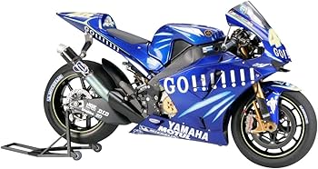 Amazon | タミヤ 1/12 オートバイシリーズ No.98 ヤマハ YZR-M1 2004