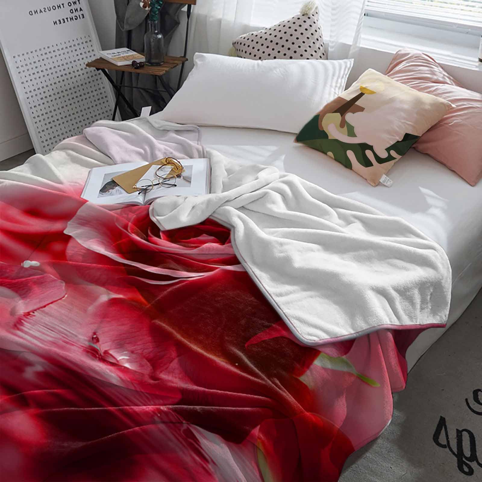 Amazon.com: Red Rose Throw Blanket, Floral Reflection Lightweight 