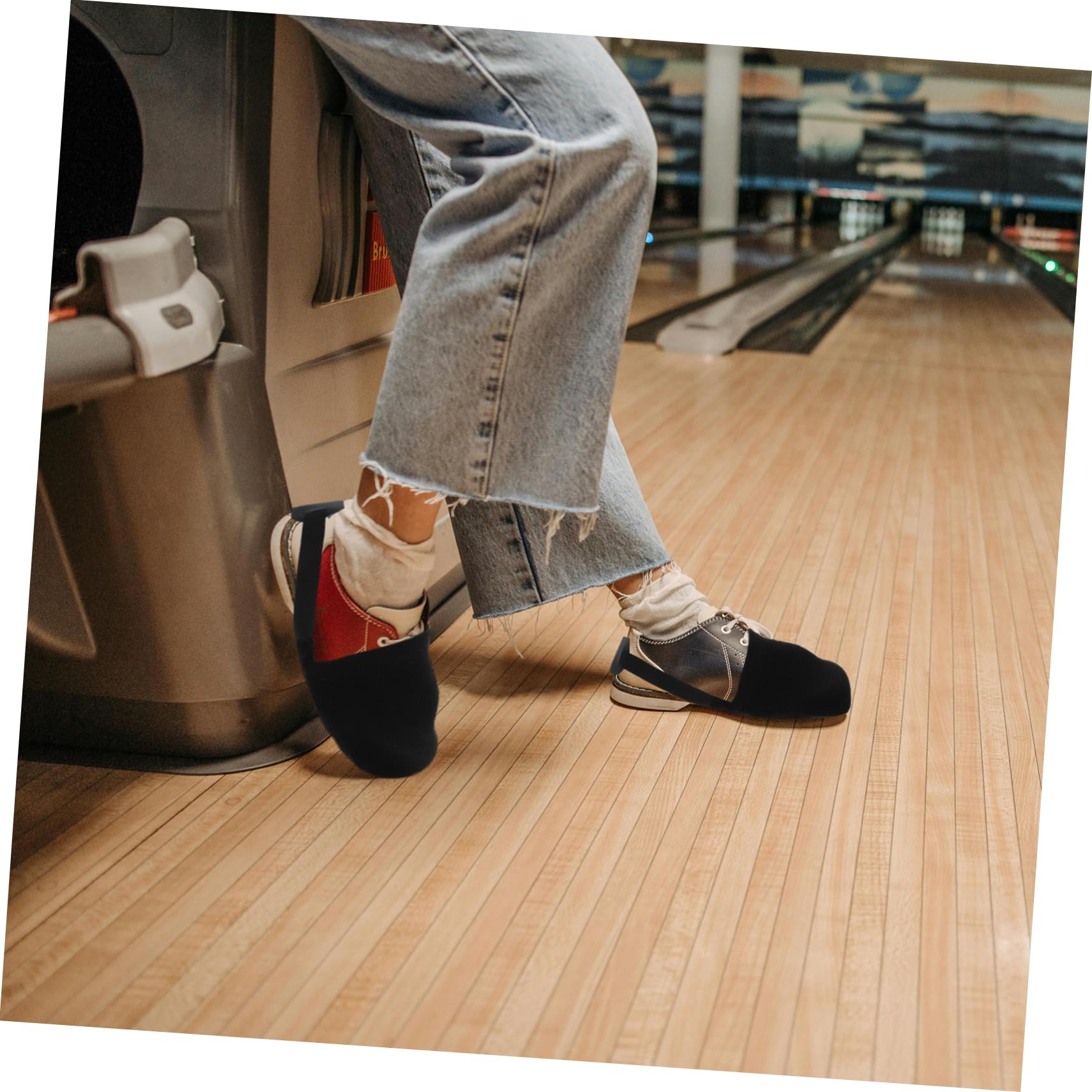 VANZACK 4pairs Bowling Shoe Wear-Resistant Sliding Mat for Easy Movement Premium Cloth Fit for Men Women Space-Saving Design for Convenient Use