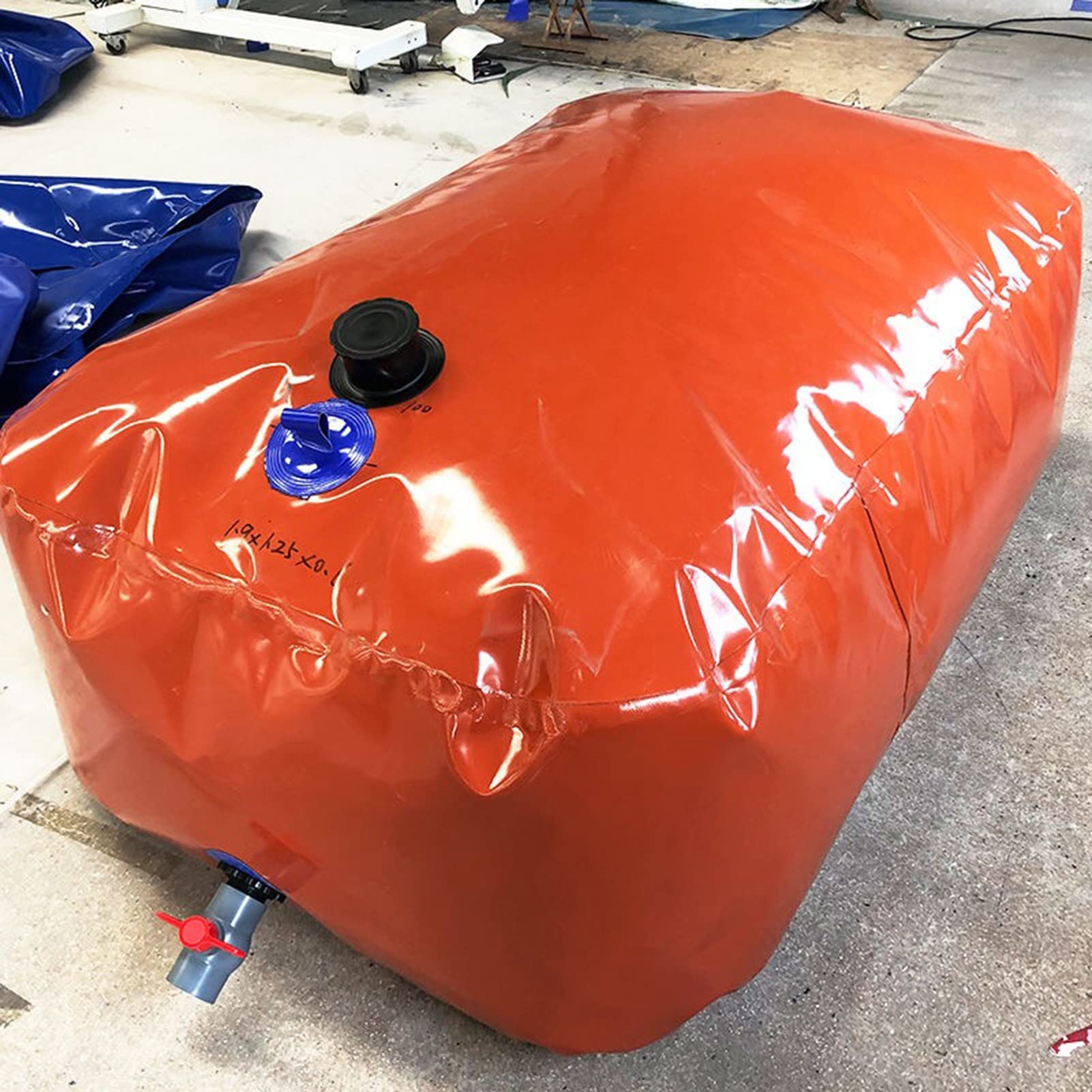 Water Storage Bladder Tank 1mm PVC Water Bladder Tanks, Large Storage Water Bag Reservoir Load 0.1- 6 Tons, Solar Shower Bag for Emergency Water Supply/ Camping ( Size : 2x1.5x0.7 m/2000 L/528 Gal )