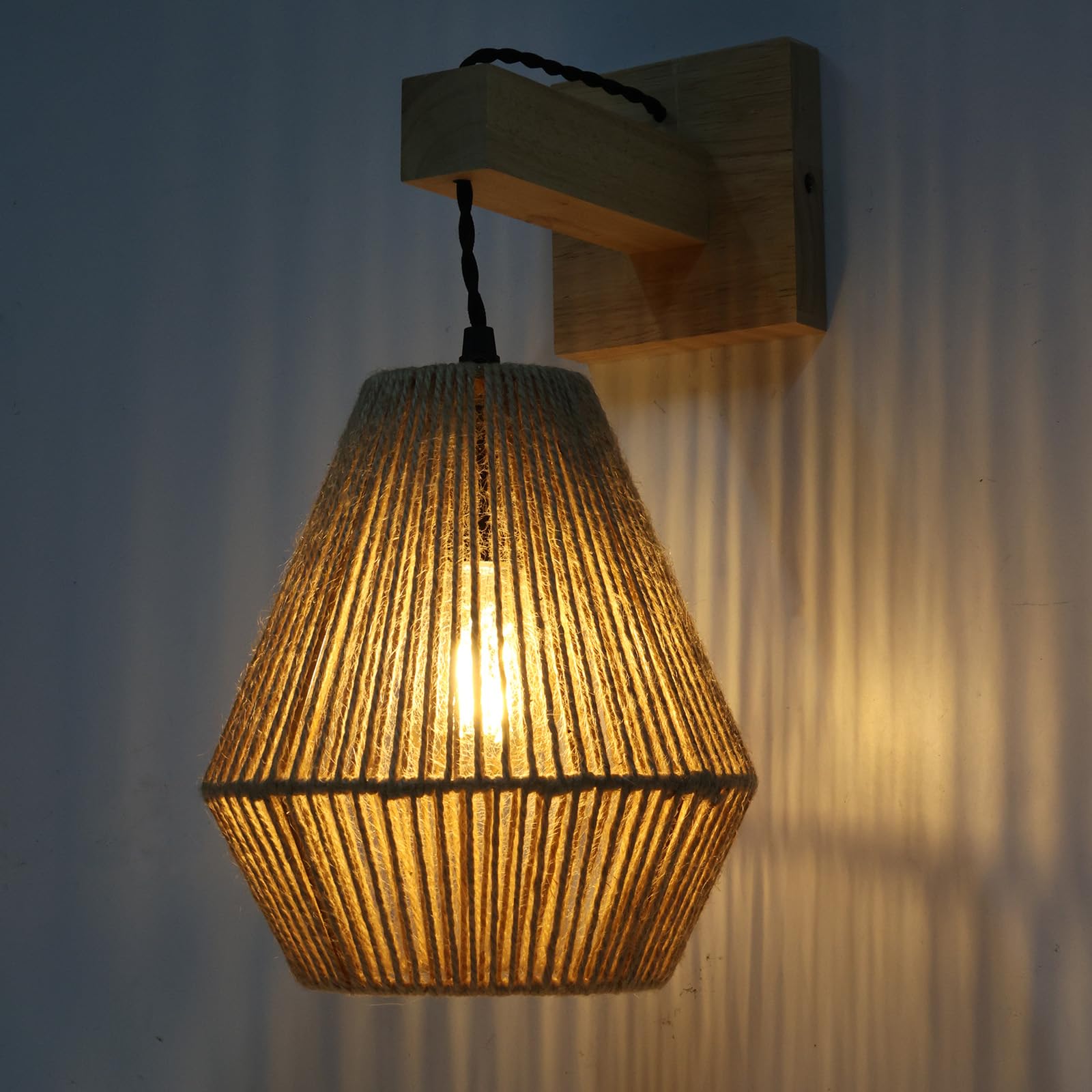 Alpinaluz Applique Murale en Bois avec Abat-jour en Corde de Yute Tissée à la Main, Hauteur Réglable, Style Bohème Artisanale pour Chambre, Salon ou Couloir, Douille E27 Compatible LED