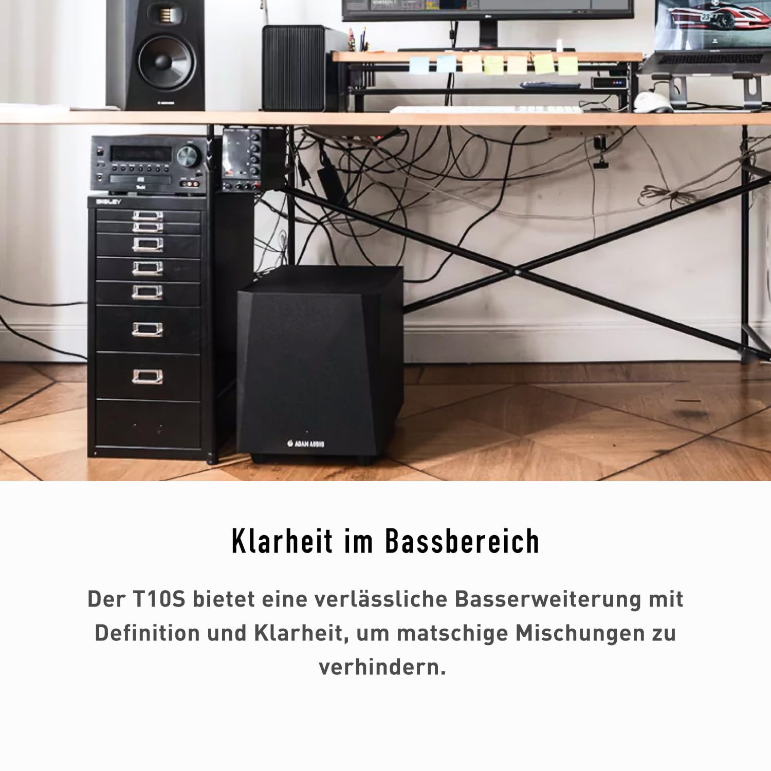 ADAM Audio T10S Subwoofer für Aufnahmen, Mischungen und Mastering in Studioqualität
