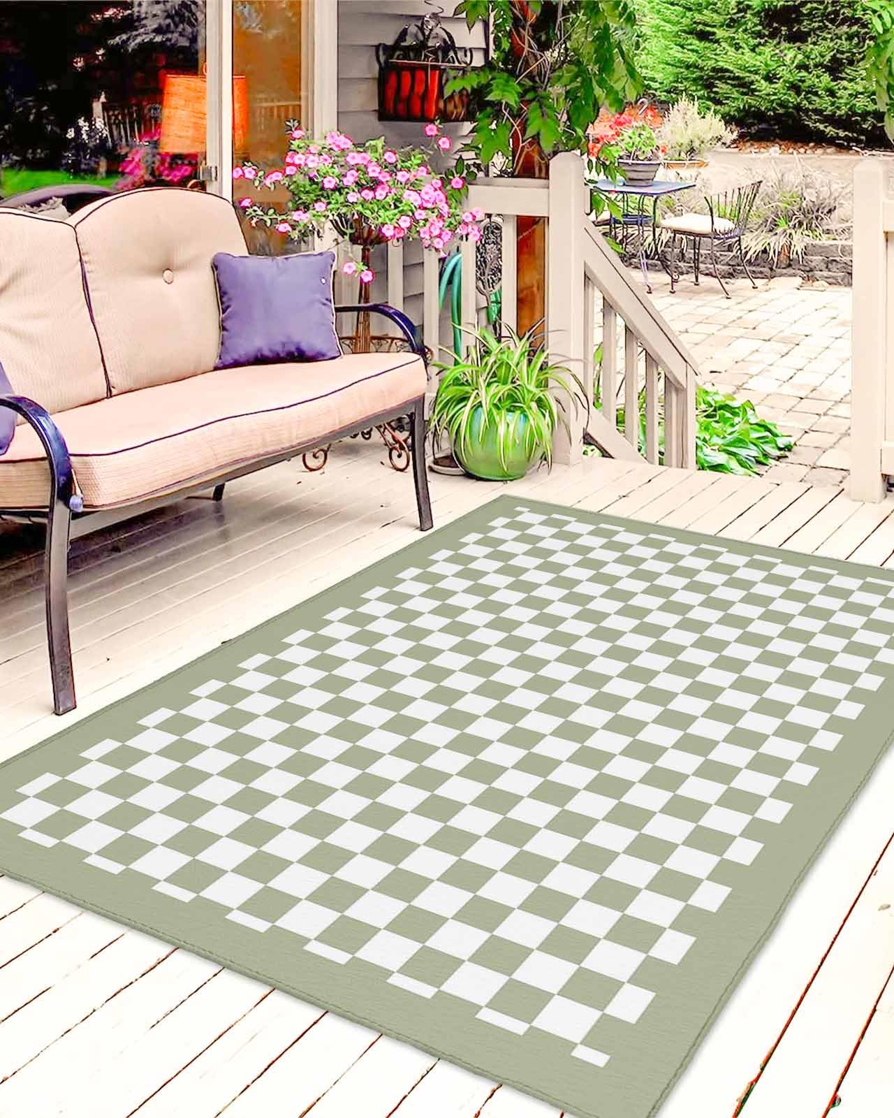 Sage Green Plaid Outdoor Rug for Patio/Deck/Porch, Non-Slip Large Area Rug 6 x 9 Ft, Farmhouse Green White Checkered Lace Indoor Outdoor Rugs Washable Area Rugs, Reversible Camping Rug Carpet Runner
