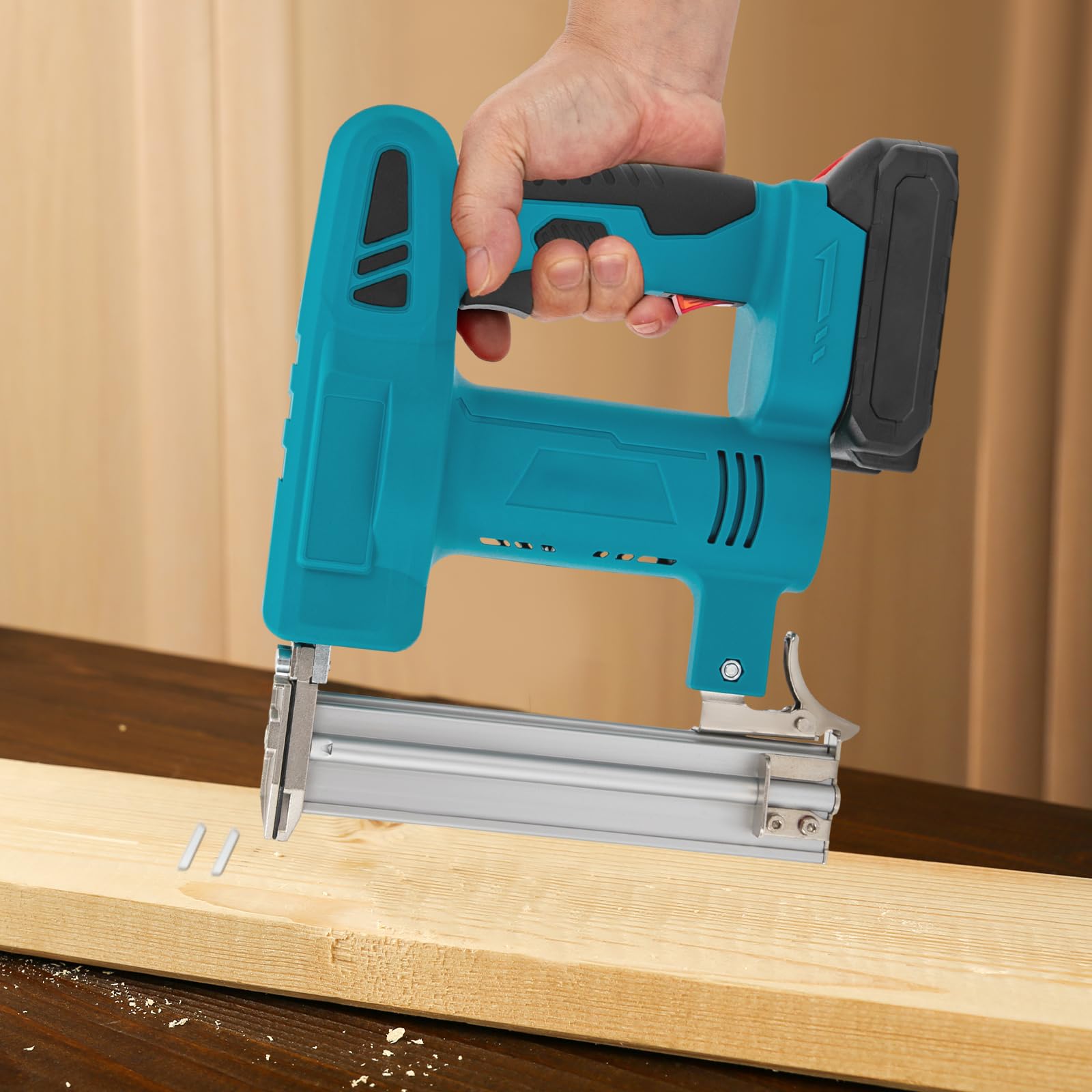Accutacker 2 en 1 grapadora eléctrica con batería de litio de 1,5 Ah y cargador, bolsa de transporte, pistola de uñas para carpintería