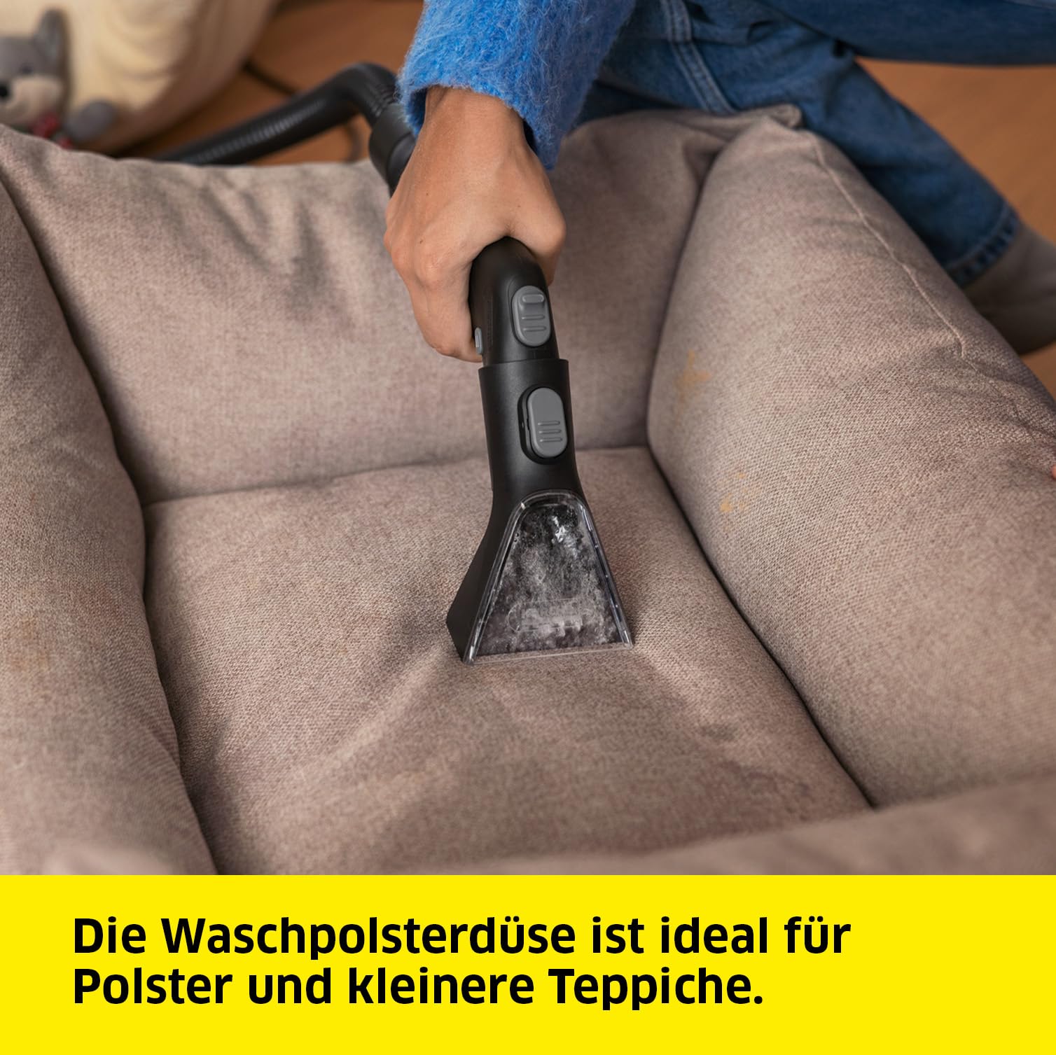 Kärcher Waschsauger SE 3 Compact, Aufnahmeleistung: 500 W, Frischwassertank: 1,7 l, Fläche: 2,76 m2, Gewicht: 4,1 kg, Sprühsaugschlauch, Waschpolsterdüse und Waschfugendüse, Weiß