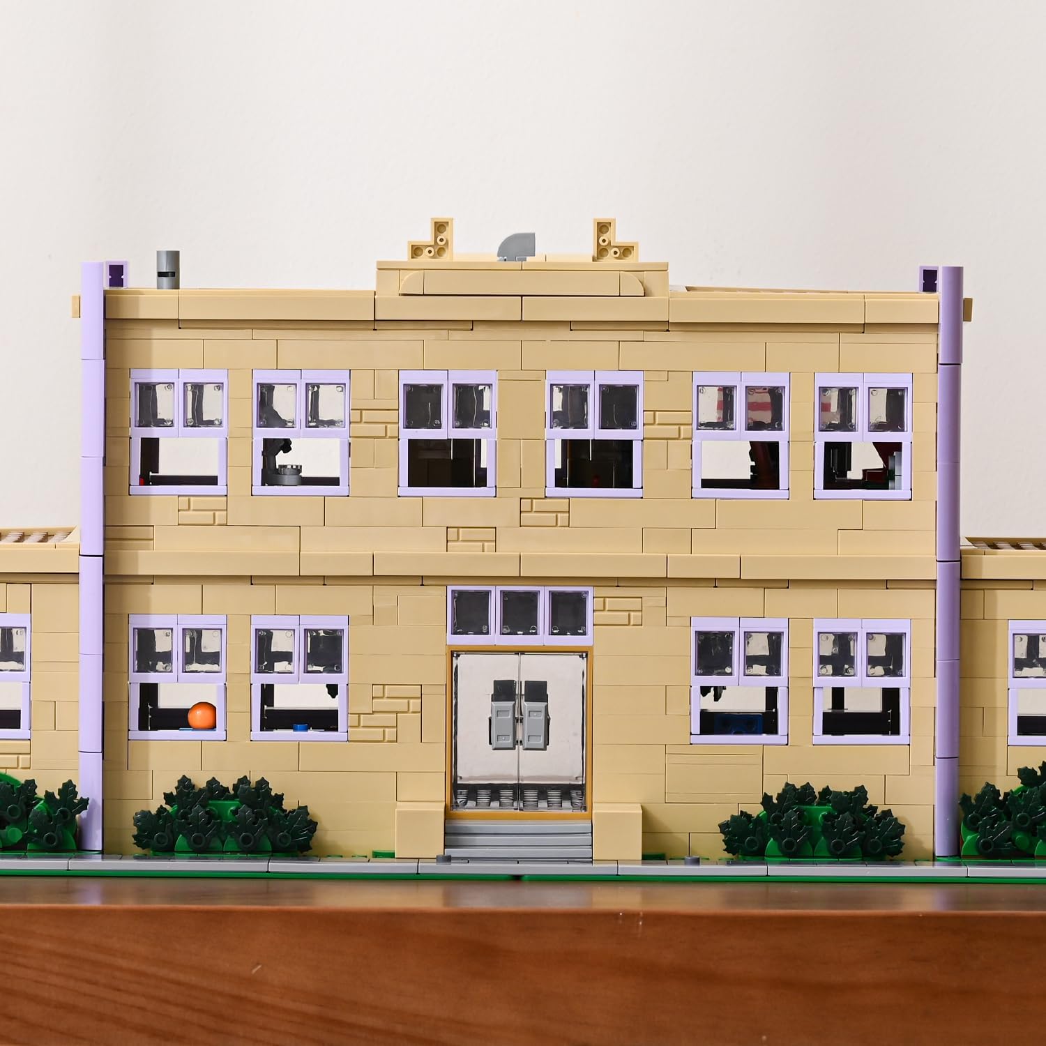 Simpsans Springfiald School Building Blocks - Moc American SCA Two-Story Architecture,Modular City House Building Sets - 3500 Pieces - for Adults,Hobbyist,Collector