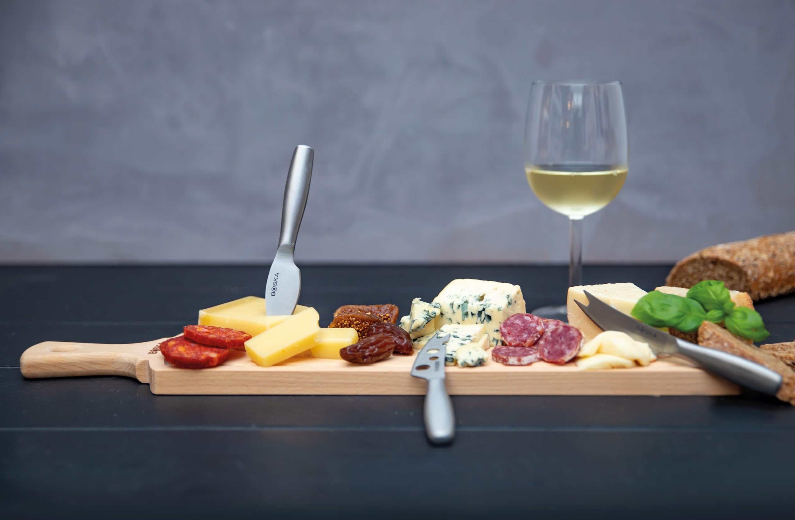 BOSKA Set Da Formaggio Amigo - Tagliere In Legno Di Faggio E 3 Coltelli Copenhagen (Lavabili In Lavastoviglie)
