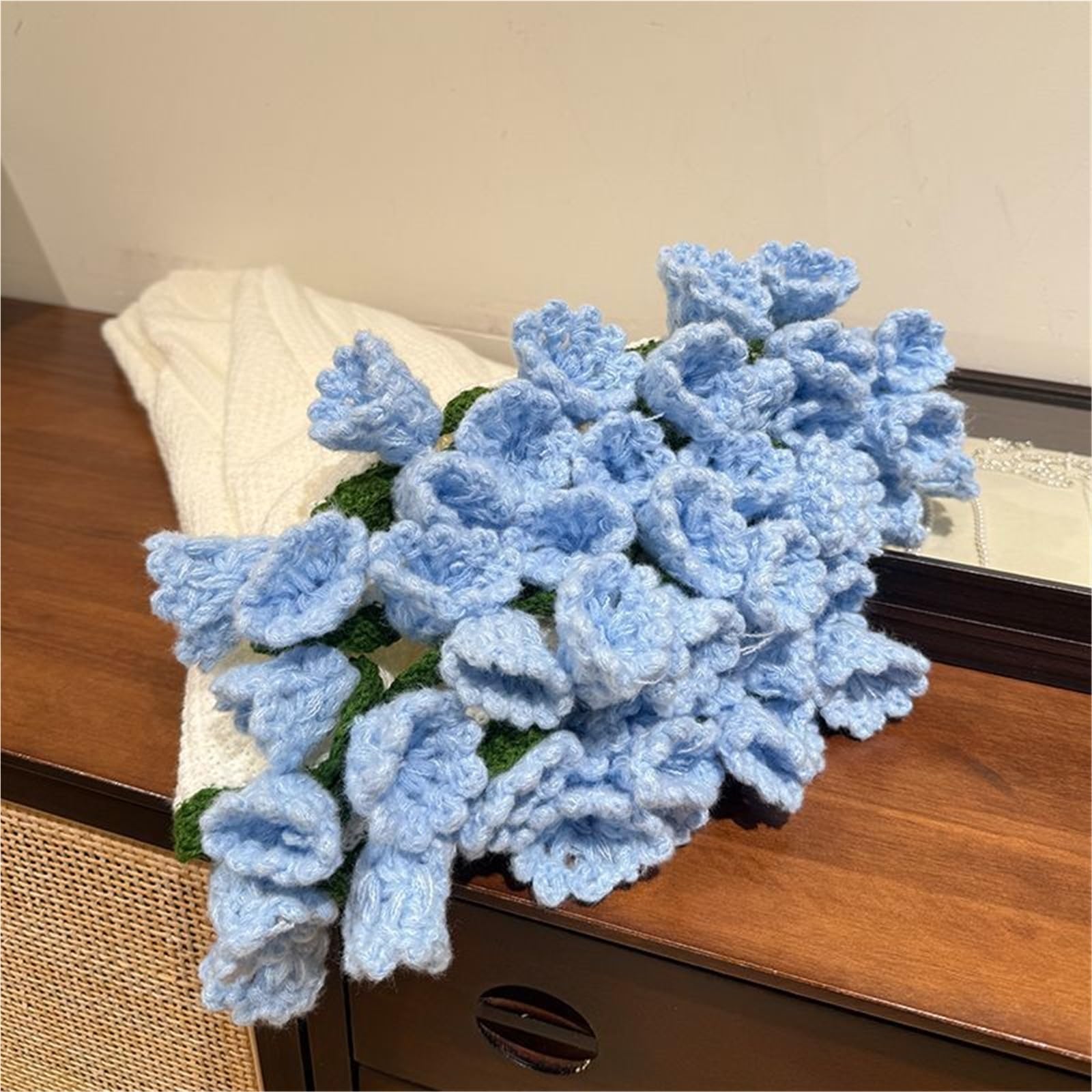 FRZXBKW Finished Crochet Flowers lily of the valley Bouquet Blanket Handmade, Soft and Lightweight Romantic Flower Knitted Throw Blankets for Mother's Day Birthday Home Decor(Blue,0.6m/23.6inch)