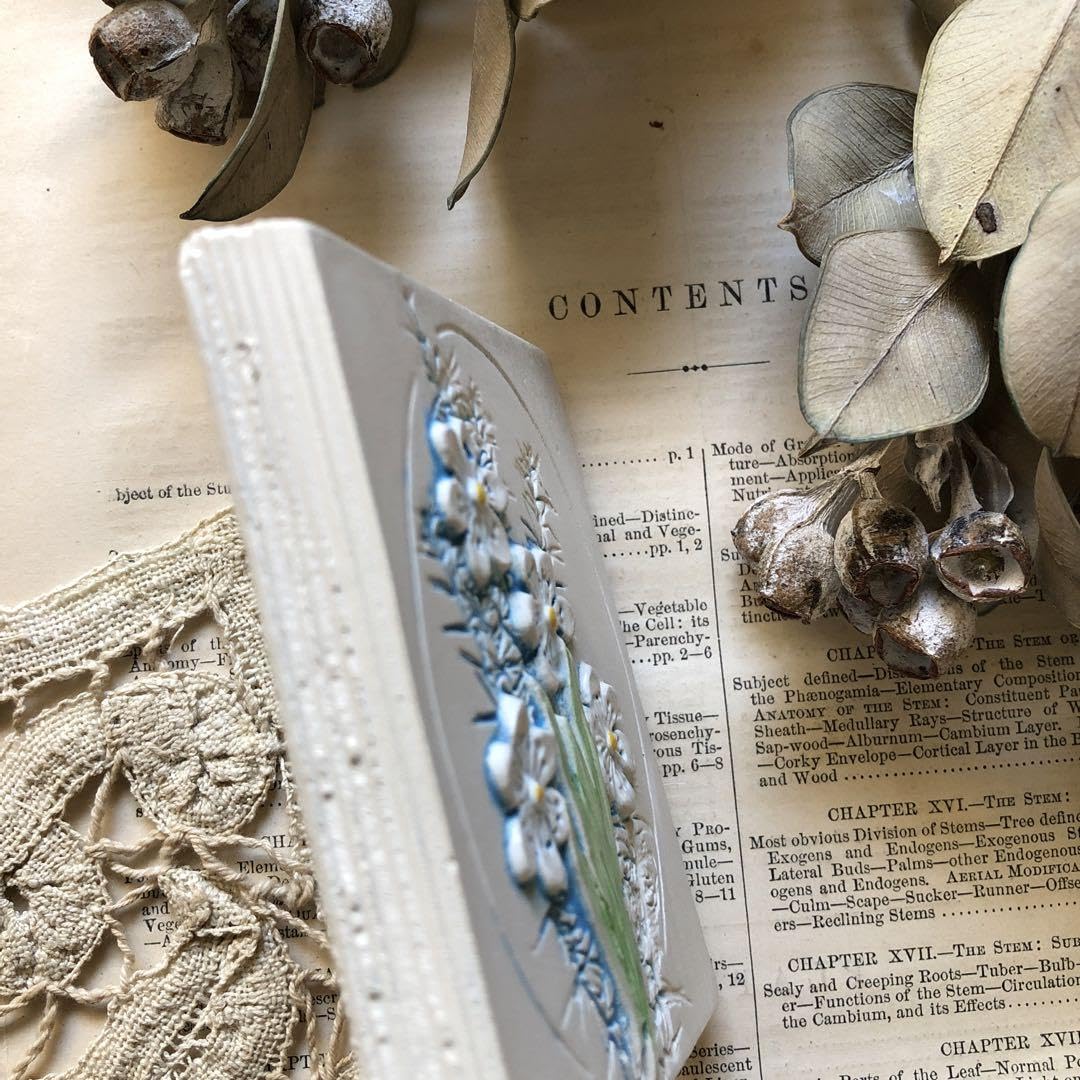 Amazon.co.jp: 白い花の小さな陶板 ／Jie Gantofta ジイガントフタ