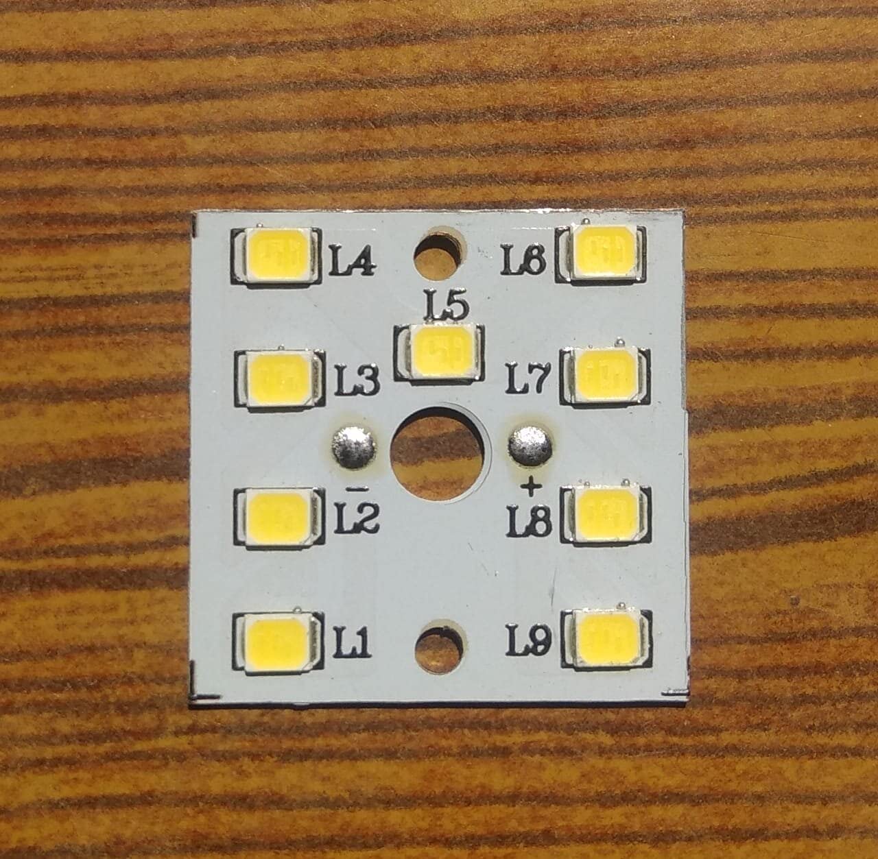 Global Lights MCPCB -30 Nos LED Mounted Bulb (Cool White, 9W)