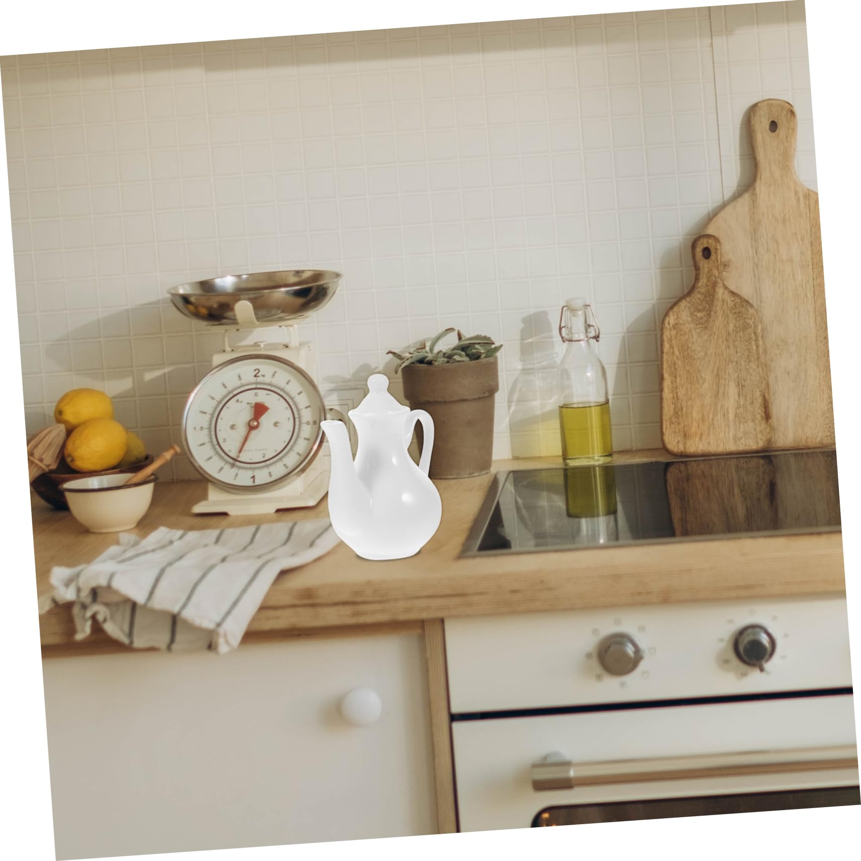 BRIGHTFUFU 2Pcs Vinegar Dispenser Soy Sauce Bottle Multi Function Seasoning Storage for Kitchen Restaurant Use Stylish Design Smooth Finish for Sauces Dressings