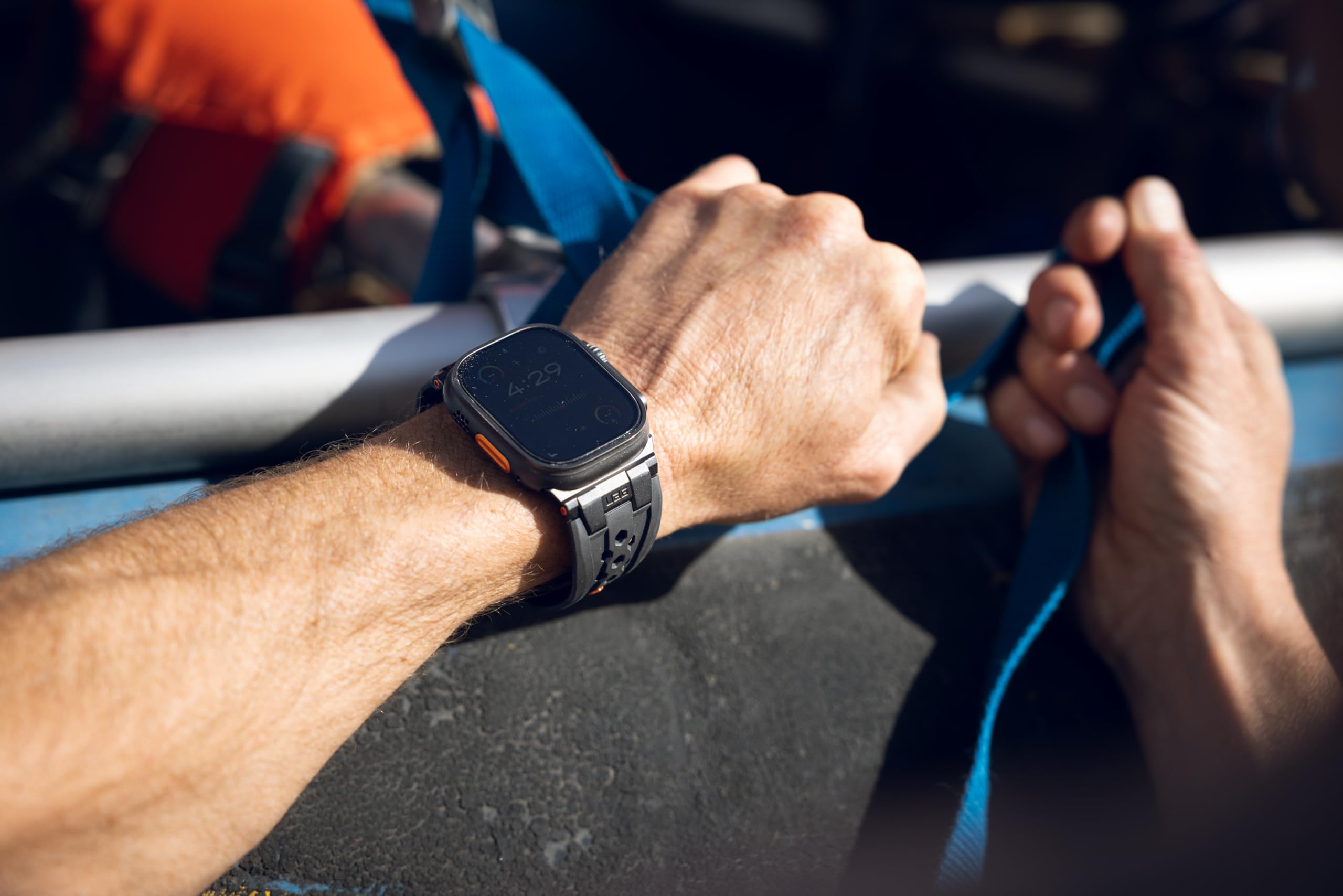 URBAN ARMOR GEAR UAG Bracelet de montre de rechange respirant et sportif conçu pour Apple Watch 49/46/45/44 mm, iWatch Series Ultra 3/Ultra 2/Ultra/4-11/SE3/SE2/SE