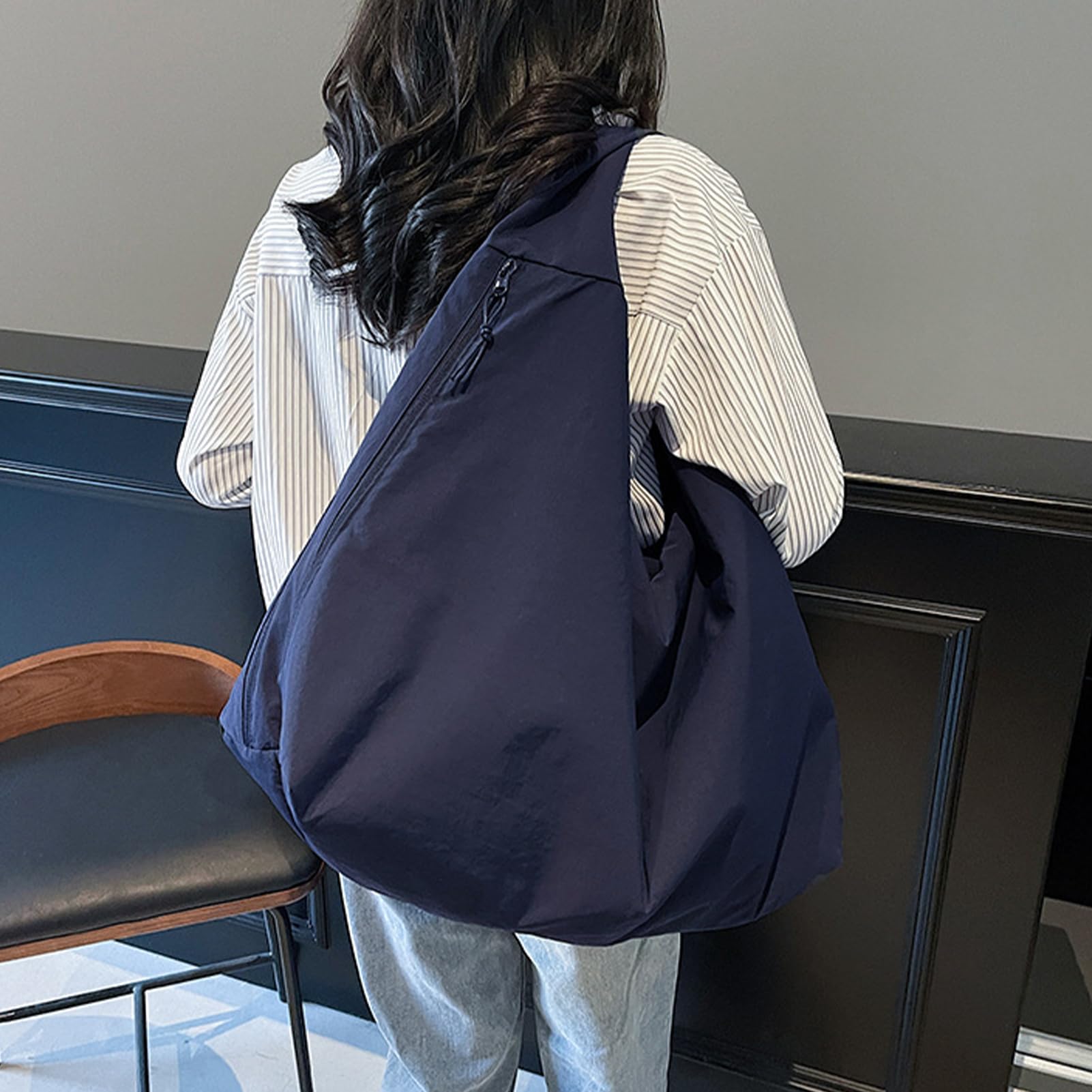 Genérico Bolso Luna Lush de Maison Ginza, bolso vintage, bolso de hombro grande de nailon for hombre y mujer, ideal for viajes, trabajo y negocios.