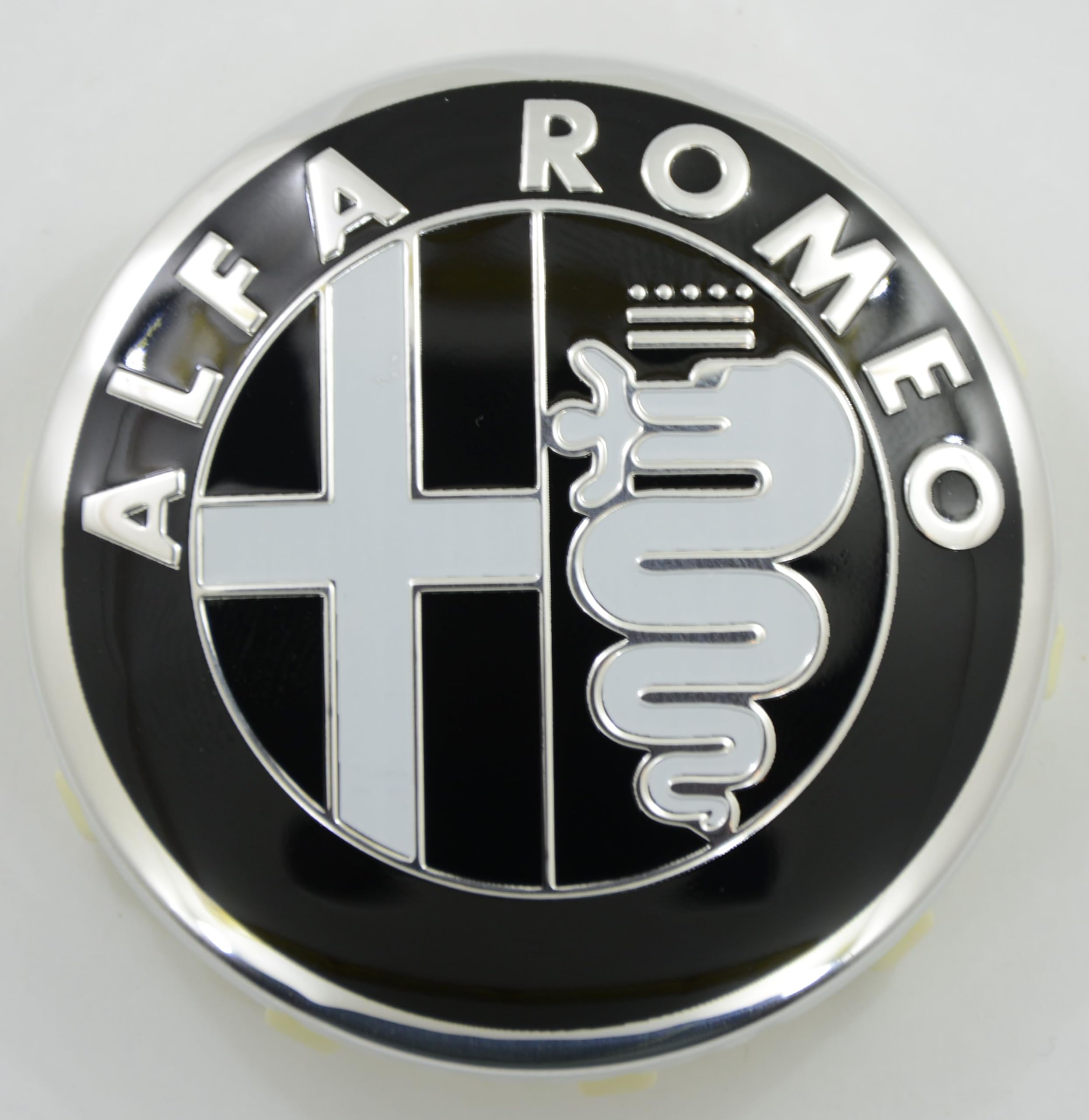 4 Tappi Coprimozzo 60mm Compatibili con ALFA ROMEO Giulietta Giulia 147 159 146 156 Brera Stemma Nero Bianco