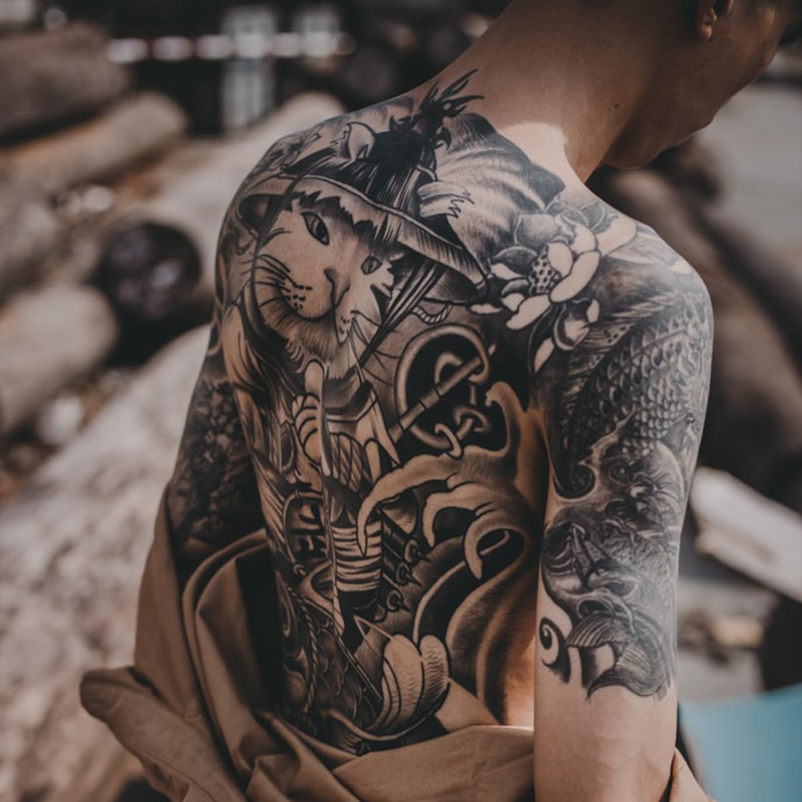 La crème de tatouage est la crème la plus élevée sur le marché, un tatouage confortable ou une expérience de maquillage permanente, un tatouage propre, etc. 10 g (4 bouteilles)