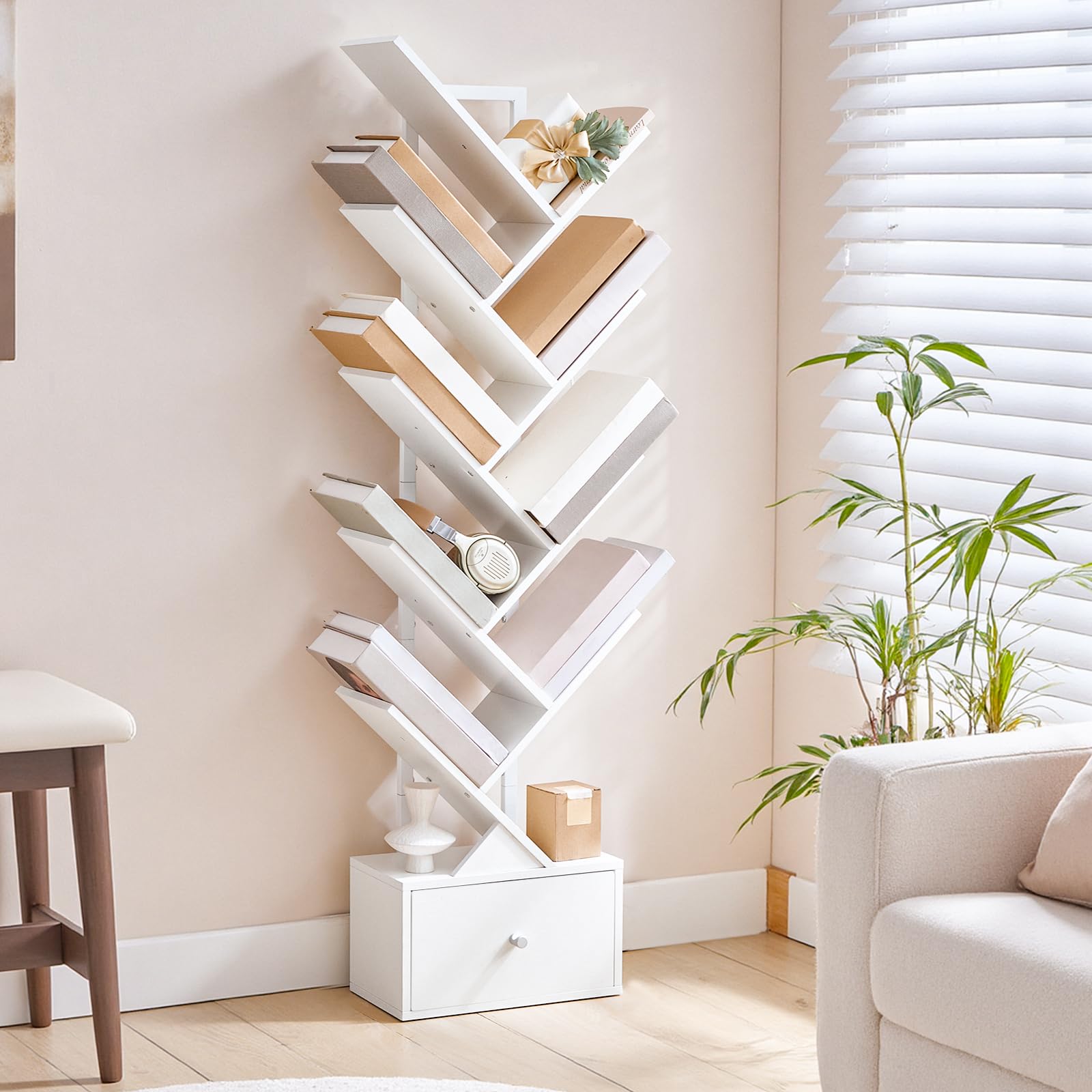 HOOBRO Bücherregal mit Schublade, Standregal mit 9 Ebenen, Baumförmiges Bücherregal, DVD Regal, Bücherturm Freistehend, für Wohnzimmer, Schlafzimmer, Heimbüro, Weiß EWW18SJ01G1