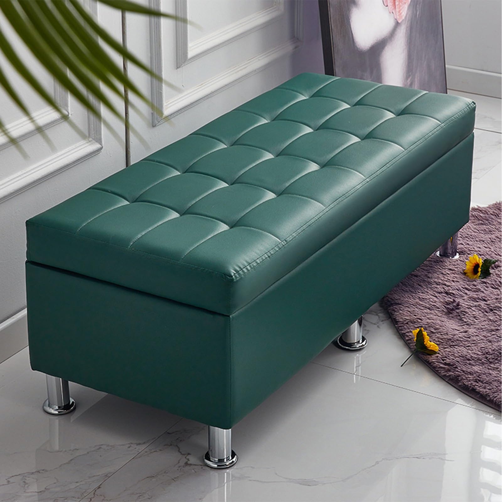 Ottoman en cuir rembourré pour optimiser le confort de votre salon moderne