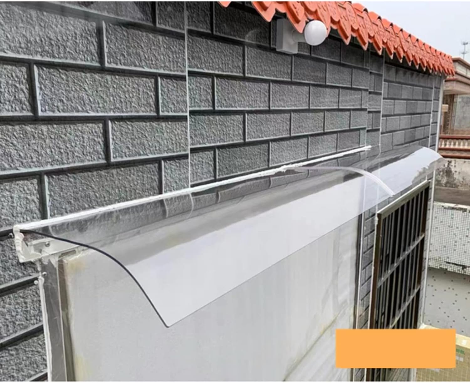 モダンなデザインのポリカーボネート製フロントドアキャノピーウィンドウレインシェルターカバー屋外日よけ、紫外線保護サンシェルターフロン